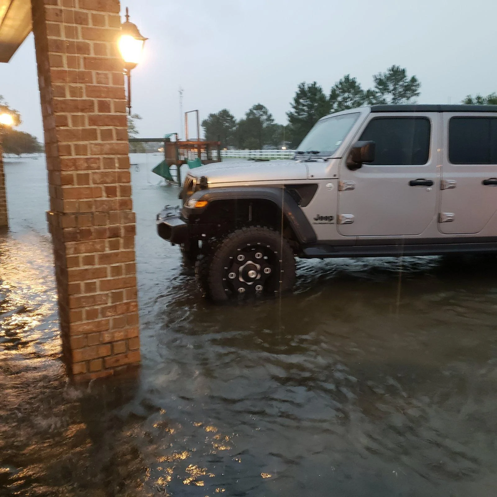 Jeep Gladiator Anybody dealing with Imelda 20190919_072513