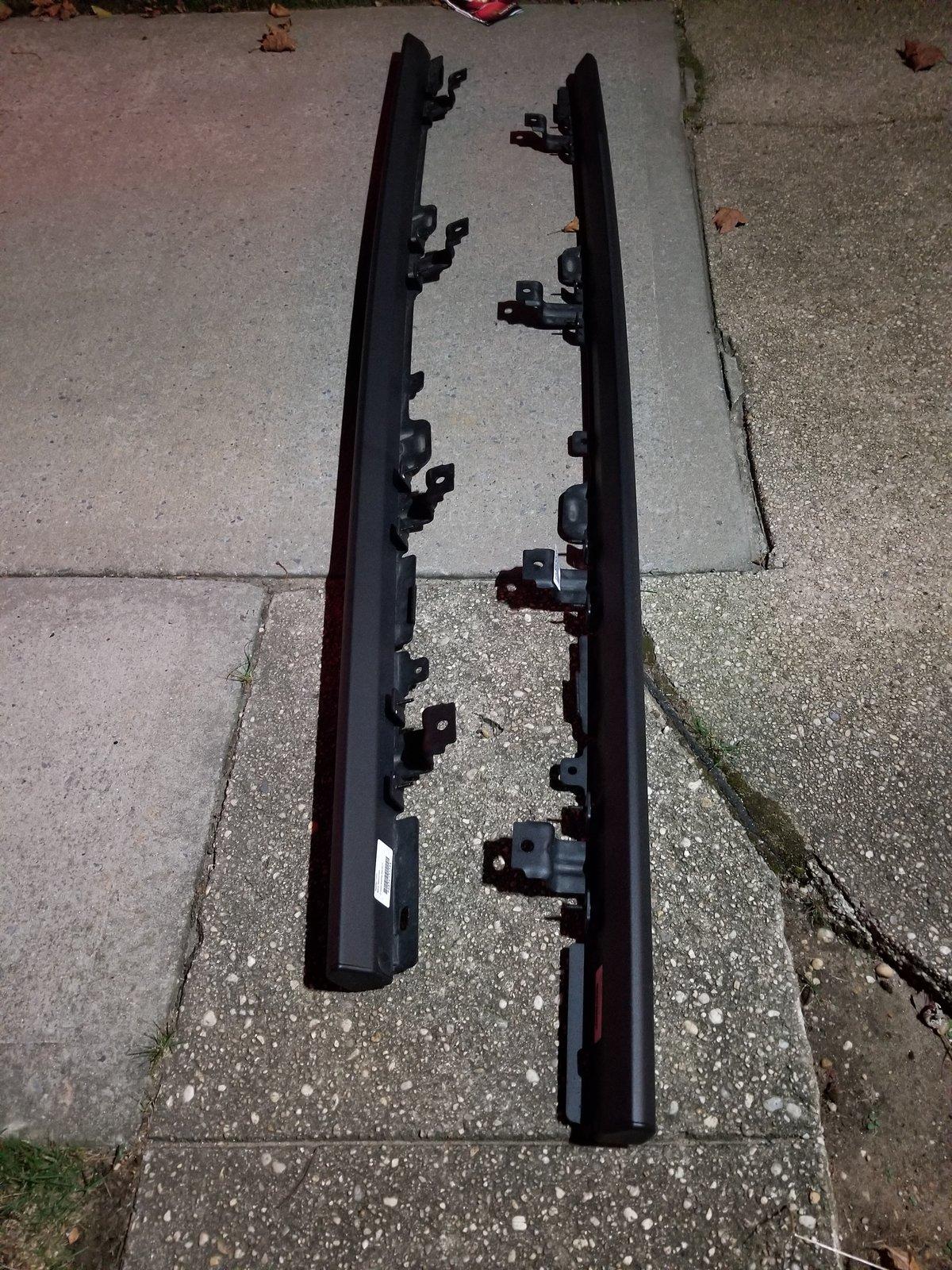 Jeep Gladiator Rock Rails ..$300  neg. Long Island NY here 20190918_211004