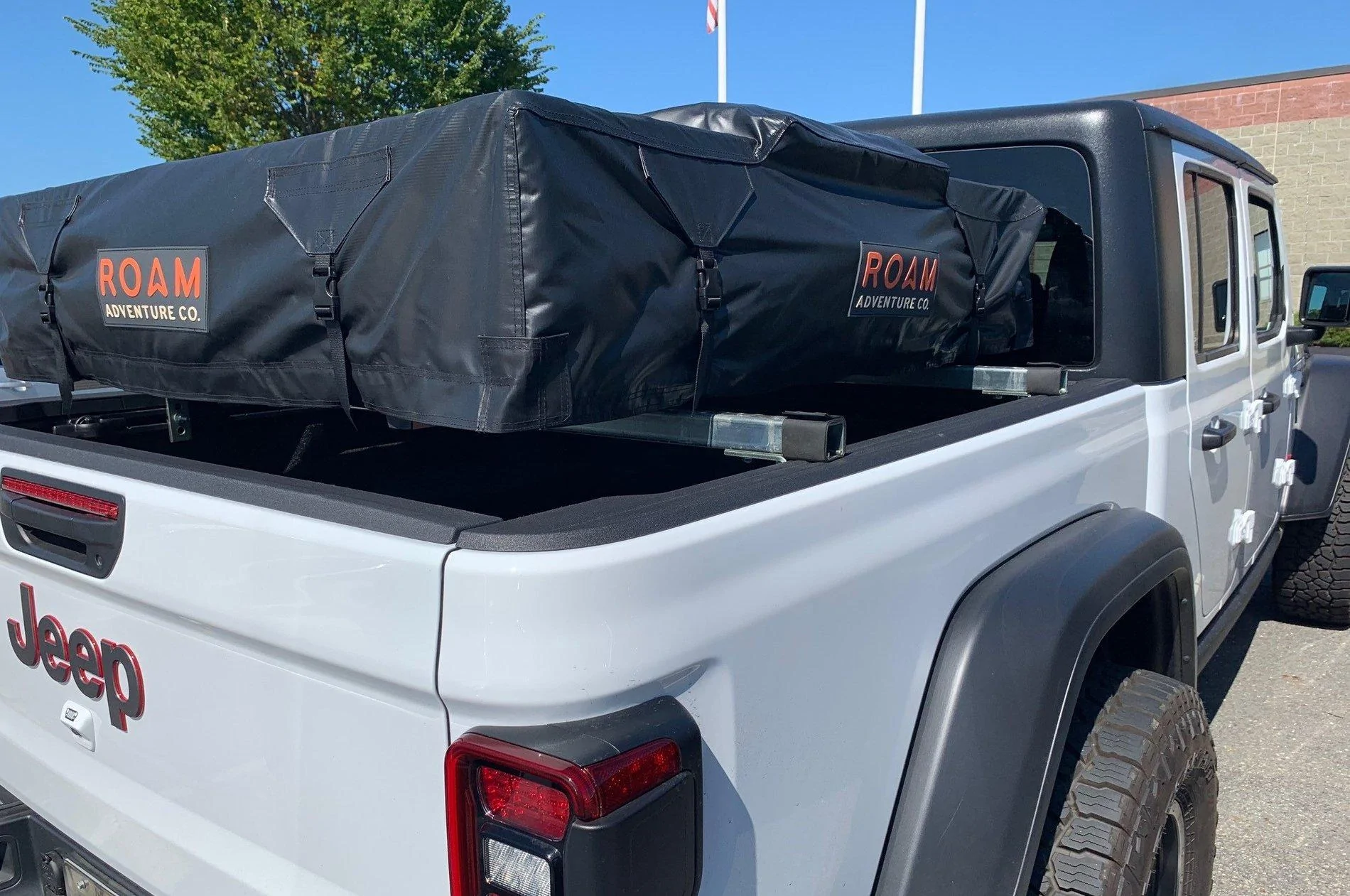 Jeep Gladiator Homemade Unistrut Tent Mount on Bed g (2)