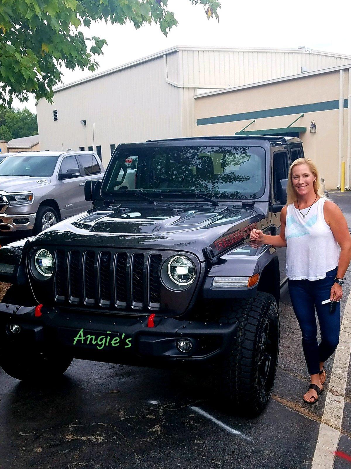 Jeep Gladiator Took Delivery of Your JT? Sign in Here! 7EE78805-B25E-4F4B-A3C4-C3232C640B4F