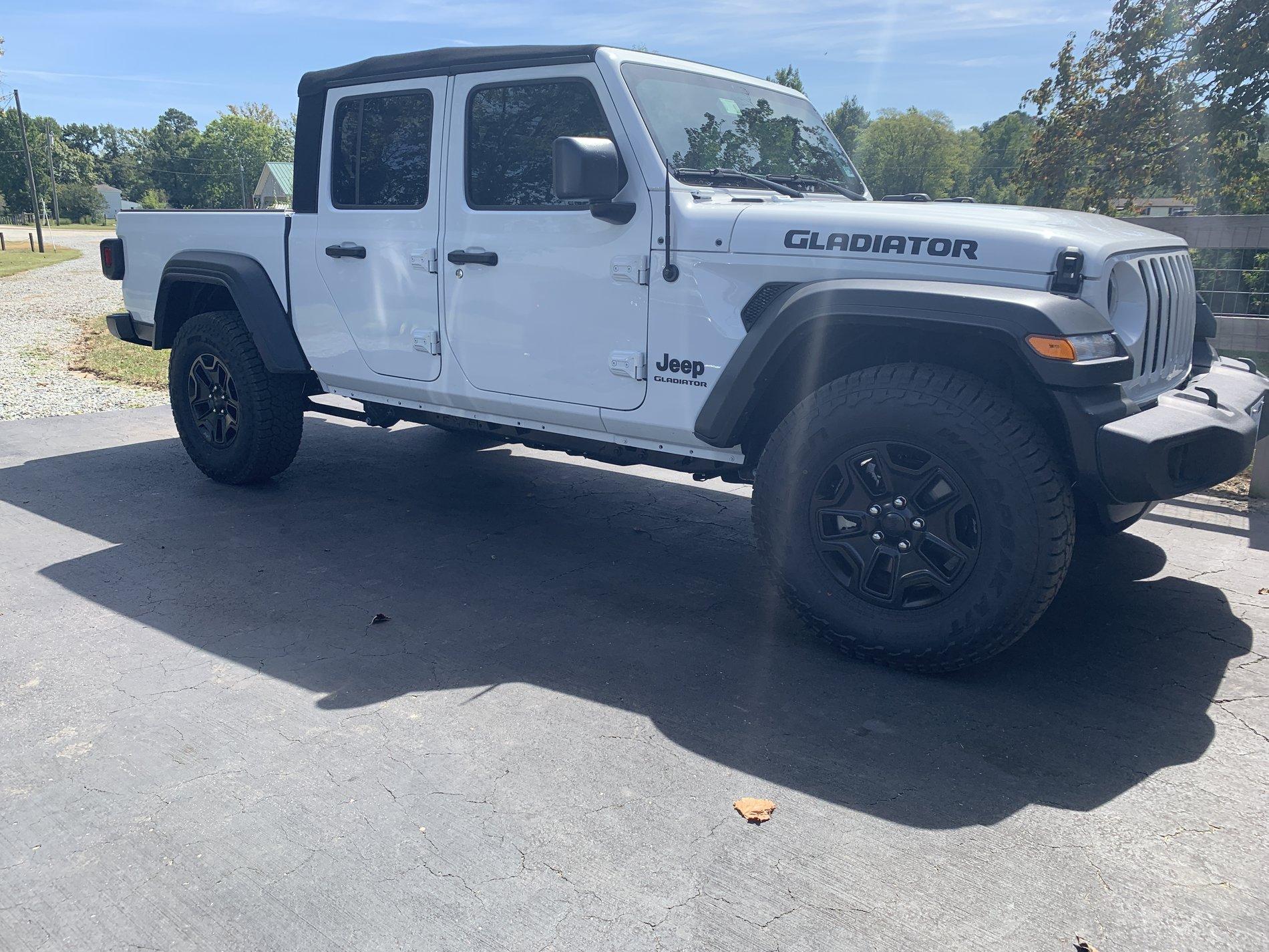 Jeep Gladiator Rubbing with stock wheels? 0658A3FB-257E-4971-BBF8-A95545B6B83A