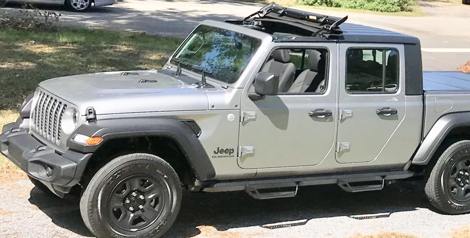 Jeep Gladiator Anyone with the Base Sport? E048ED89-E47E-495F-A3C8-8BFDA71216AB