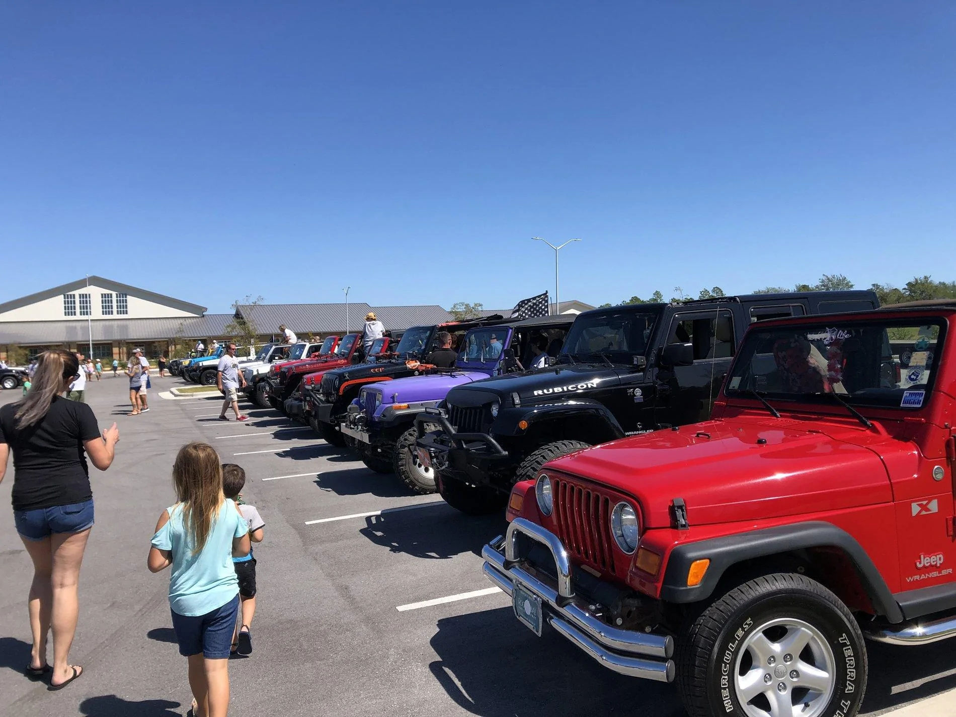 Jeep Gladiator Topsail Beach Jeep Week 7605DDCC-429F-4394-A590-7B7F7256777D