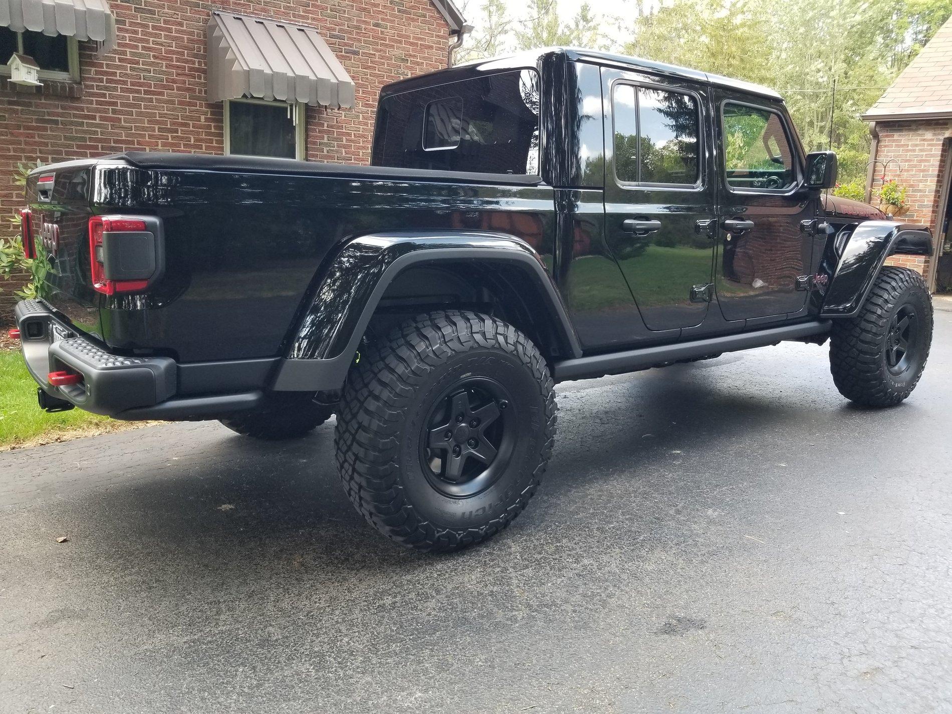 Jeep Gladiator BLACK Gladiator JT Club 20190922_134828