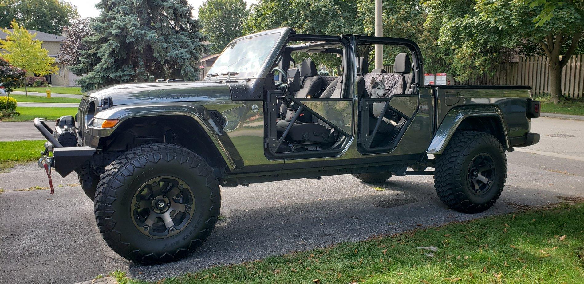 Jeep Gladiator 37's on My Stock Height JT Sport 20190920_110805