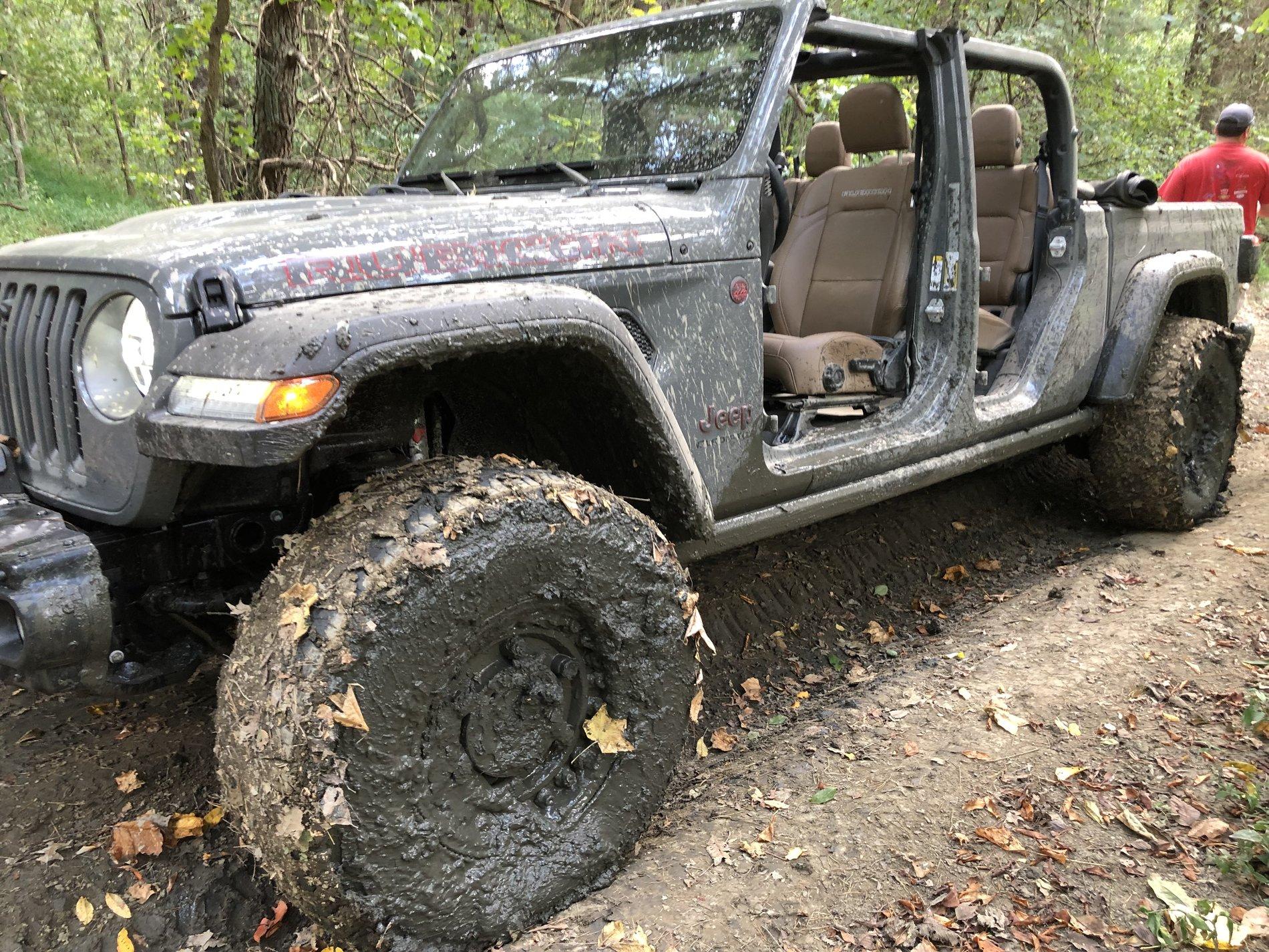 Jeep Gladiator STING GRAY Gladiator JT Club 7A5272D4-6A07-4B00-B993-4ABF37CBD6D6