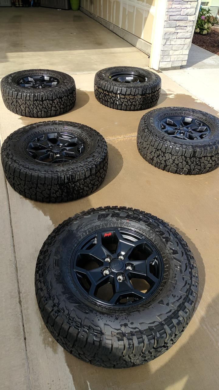 Jeep Gladiator Below Invoice Discussion @ Motor Inn of Spirit Lake IMG_20190923_111817