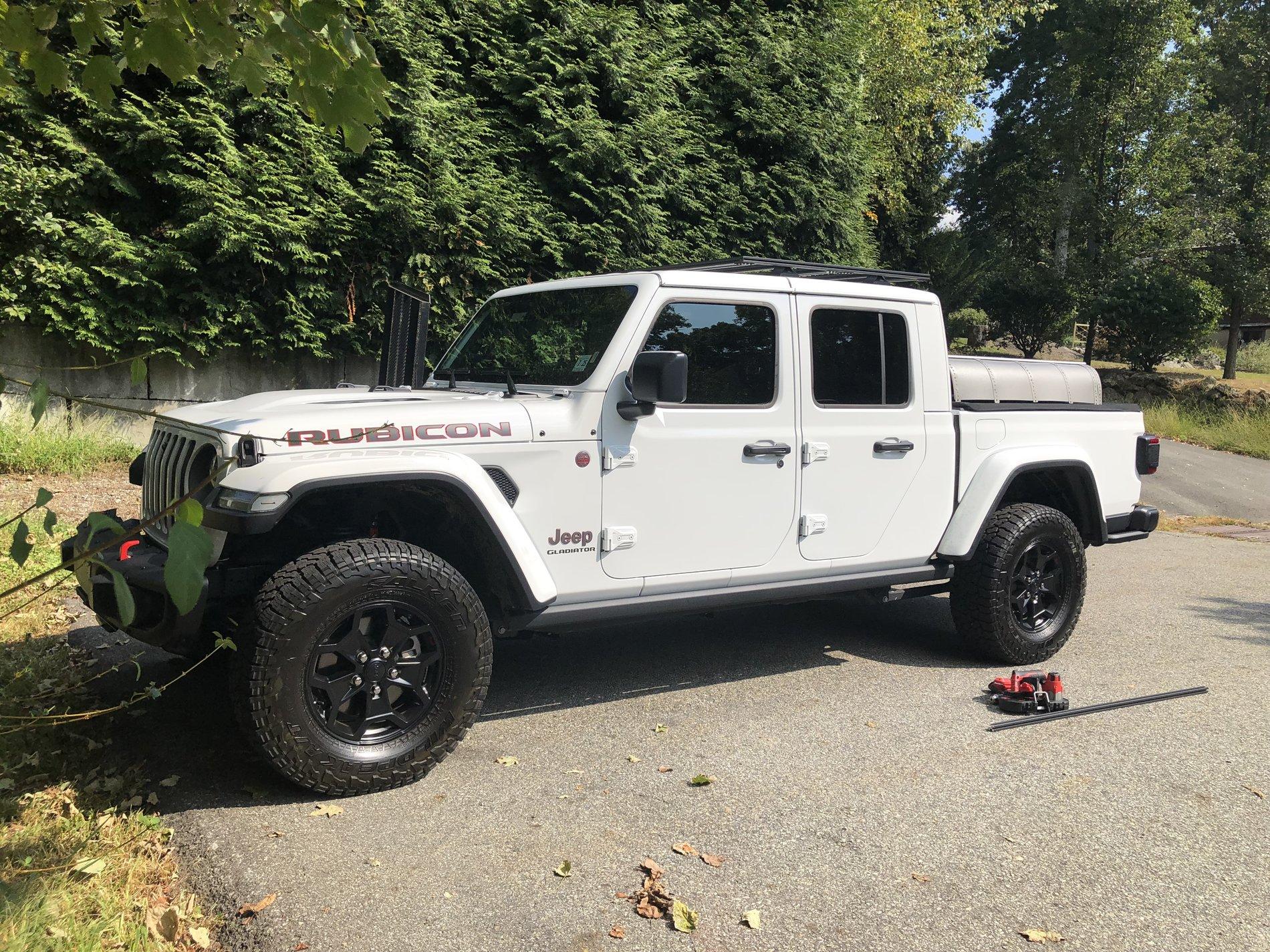 Jeep Gladiator Bobs BoxTop Camper IMG_4250.JPG