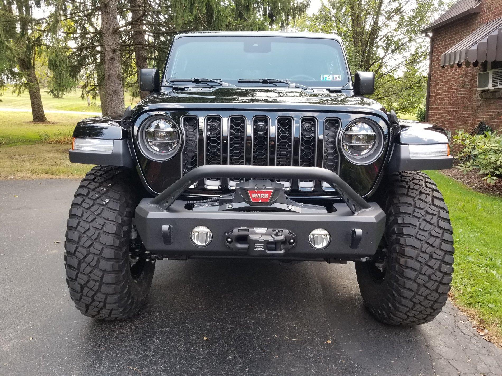 Jeep Gladiator Rock hard Mid-Width vs Ace Stubby 20190922_134646-