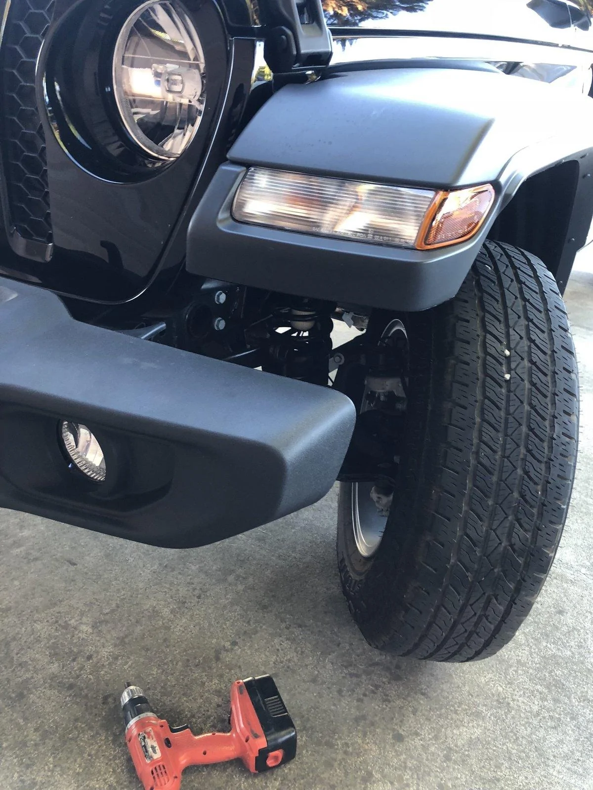 Jeep Gladiator bigger tires on unlifted Sport S 0A3EF29F-0A04-44AC-9188-D6ECDA98DFAF