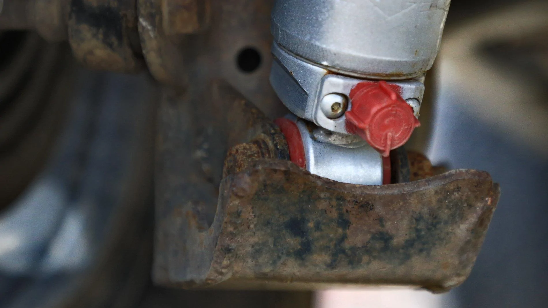 Jeep Gladiator Factory Skids - Good Enough? TransAmerica Trail, Aug-Sep 18, Post-trip, 5_7307, Rear Shock Skids