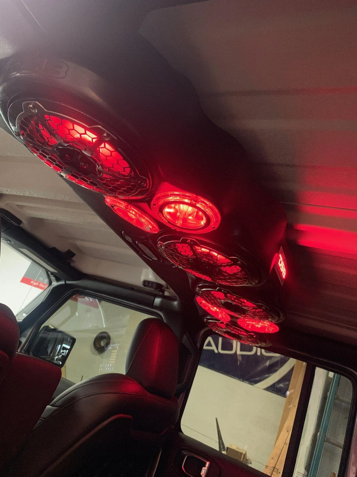 Jeep Gladiator Premium audio real world experience 13612F38-A98E-4A3F-BFD5-6586A19ED3D1