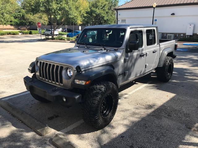Jeep Gladiator BILLET SILVER Gladiator JT Club IMG_1738.JPG
