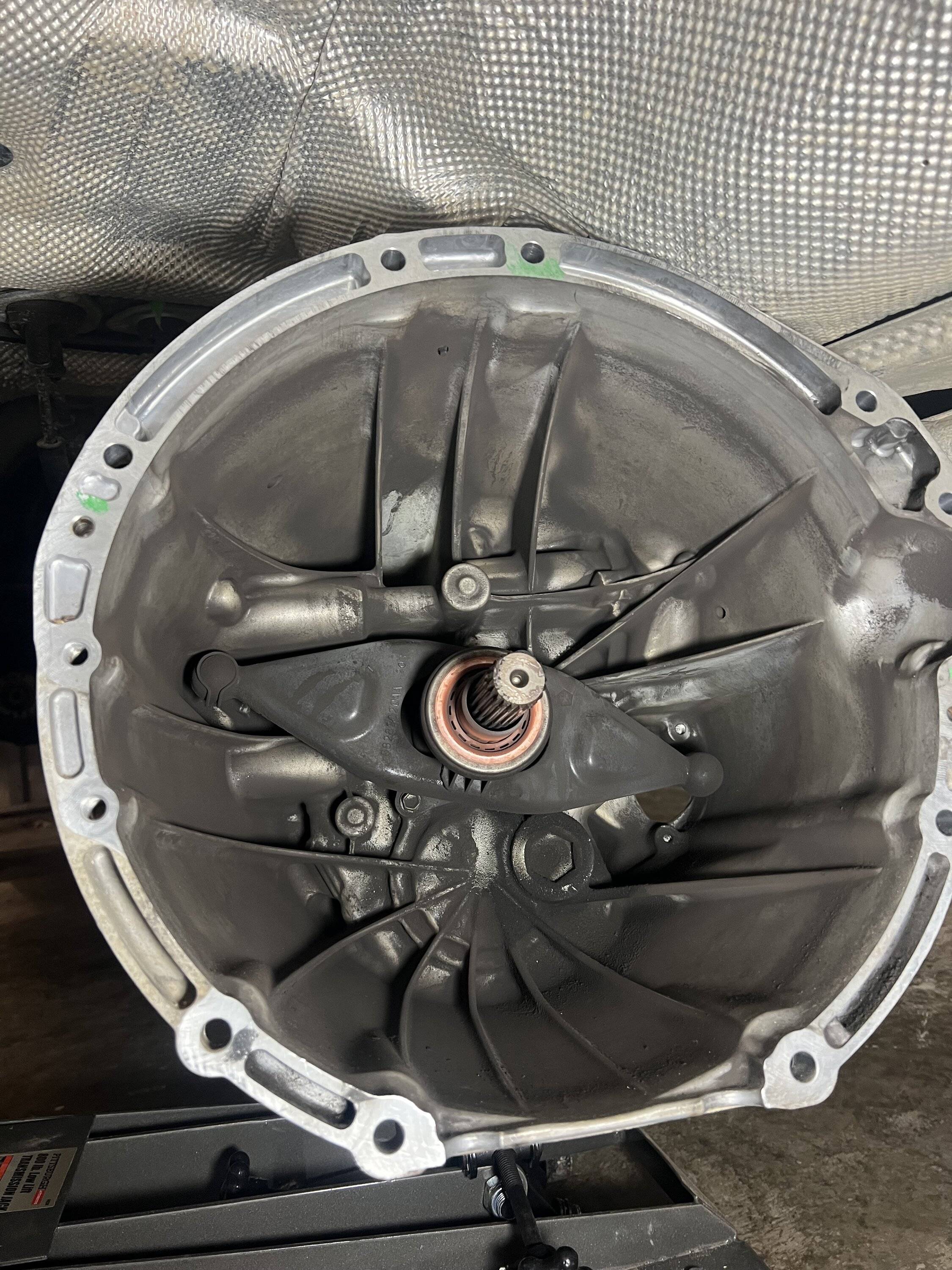 Jeep Gladiator Pics & examination of 70,000 mile factory clutch IMG_2610