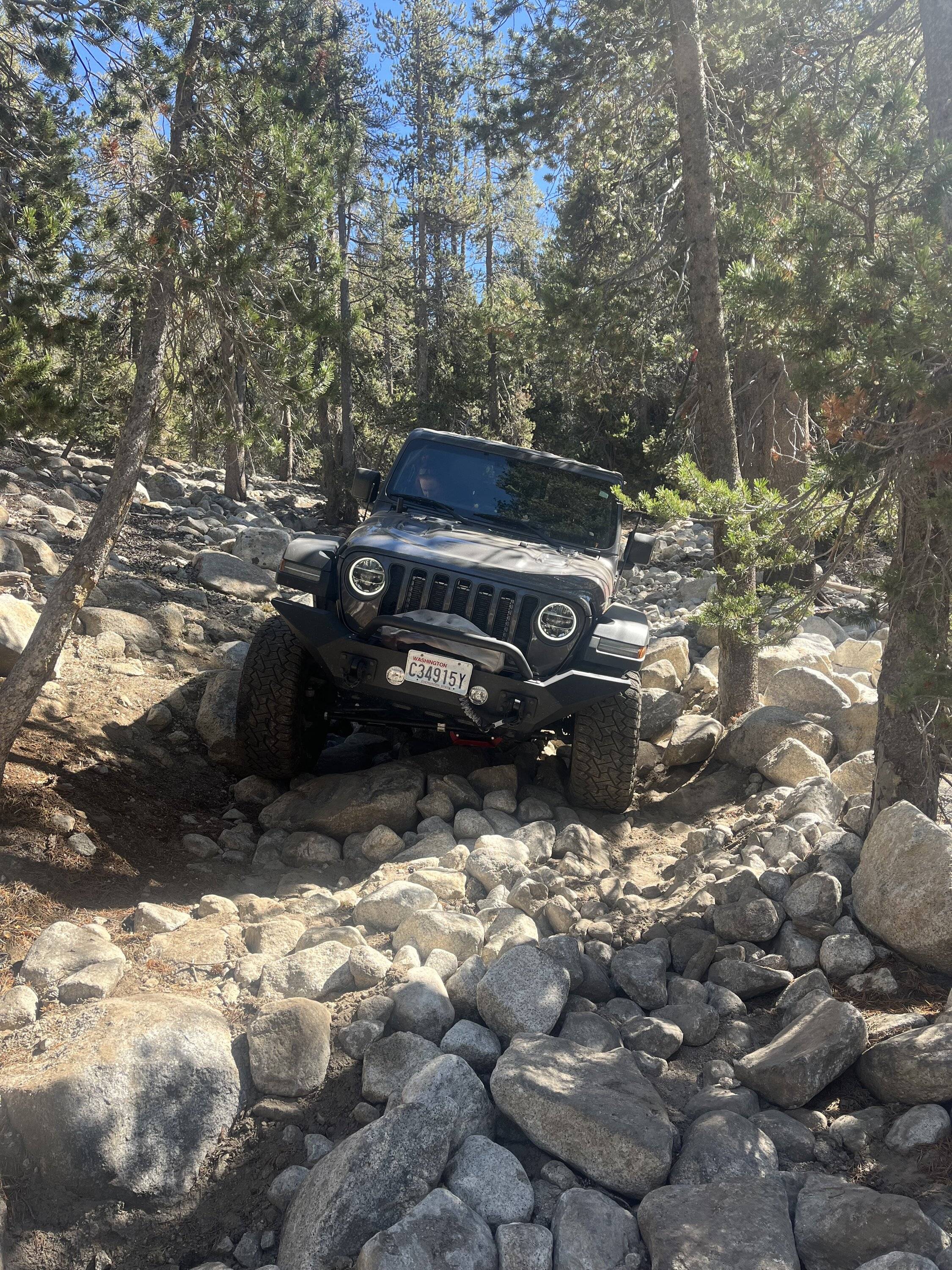 Jeep Gladiator Talk about a butt clencher -- Dusy Ershim Trail trip IMG_0450