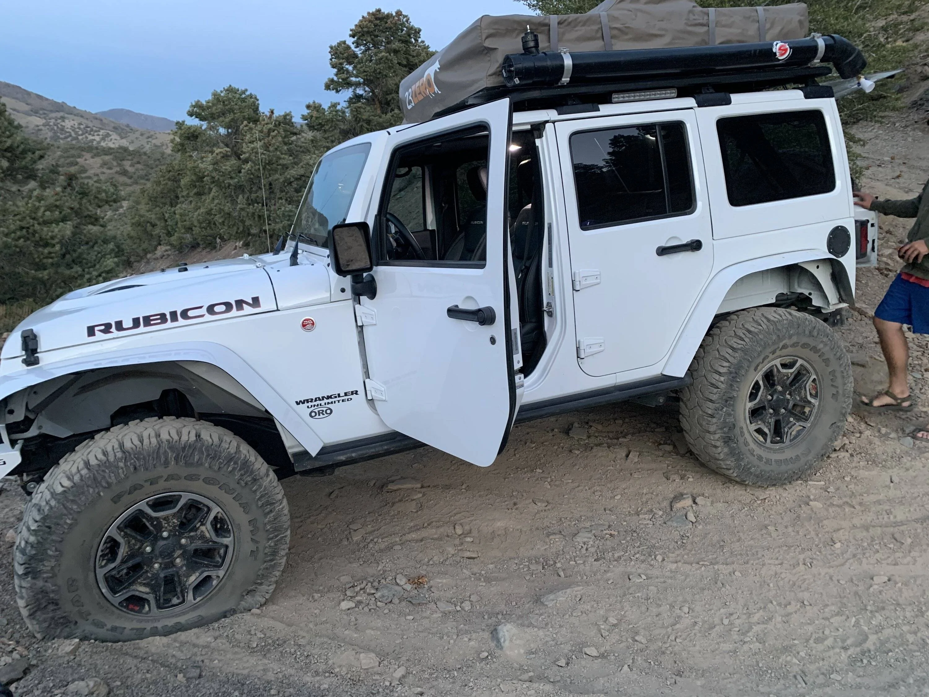 Jeep Gladiator Get 4 New 37's, Keep Using Factory 33 Spare? IMG_6399