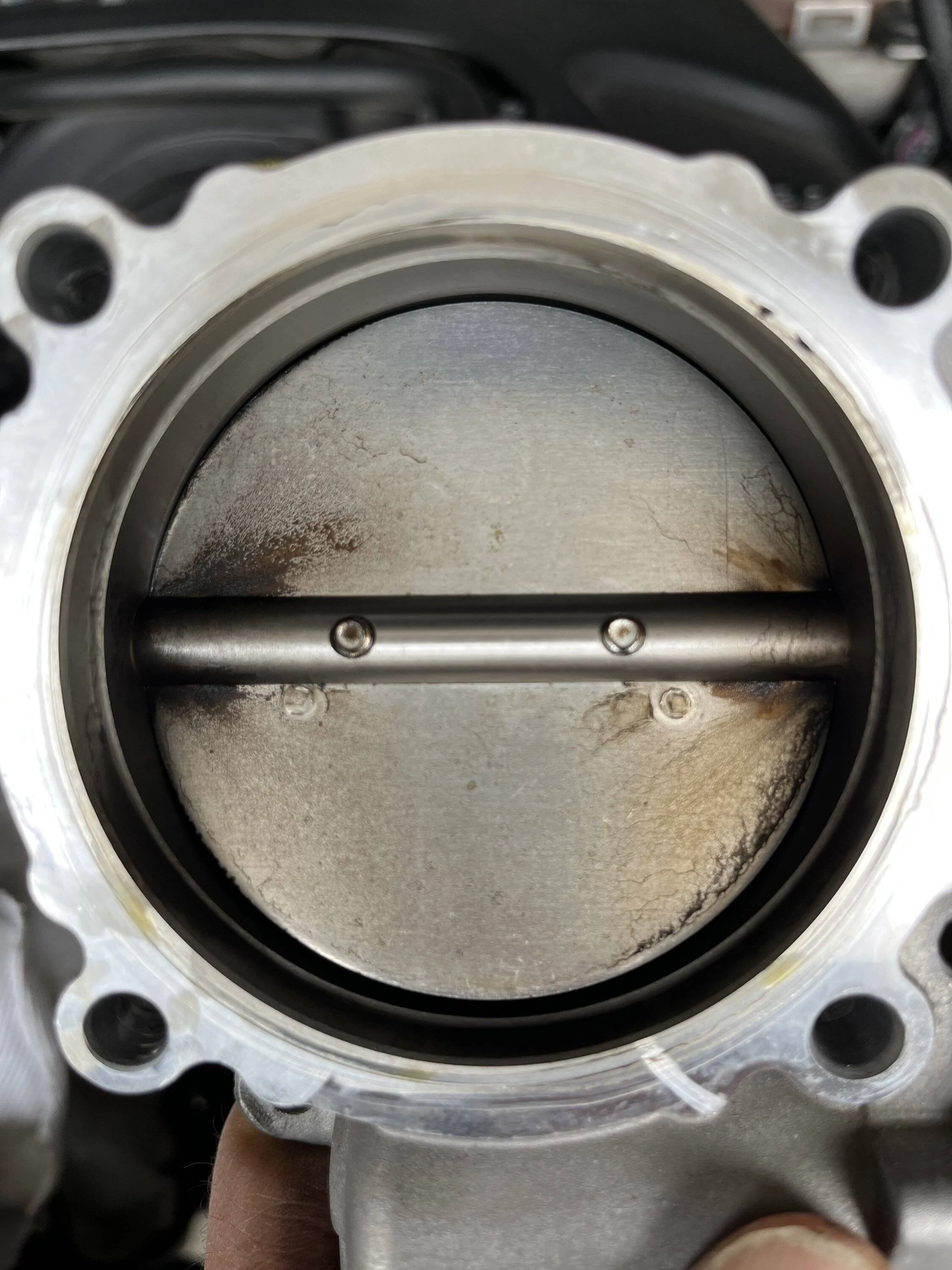 Jeep Gladiator Throttle Body Clean IMG_1108