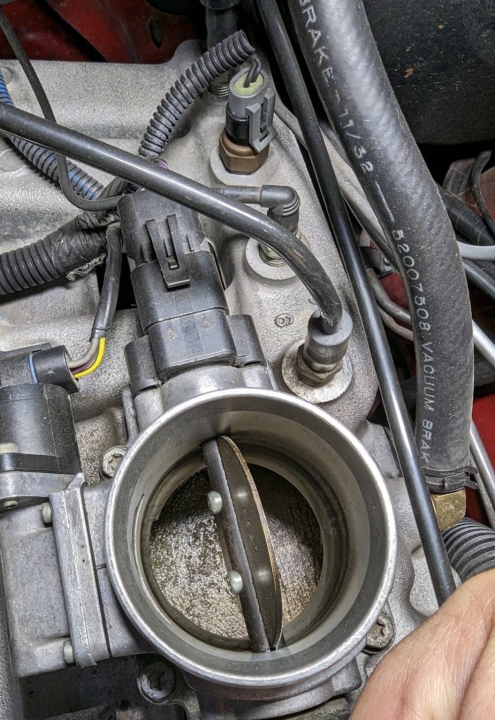 Jeep Gladiator Throttle Body Clean PXL_20231013_134021004