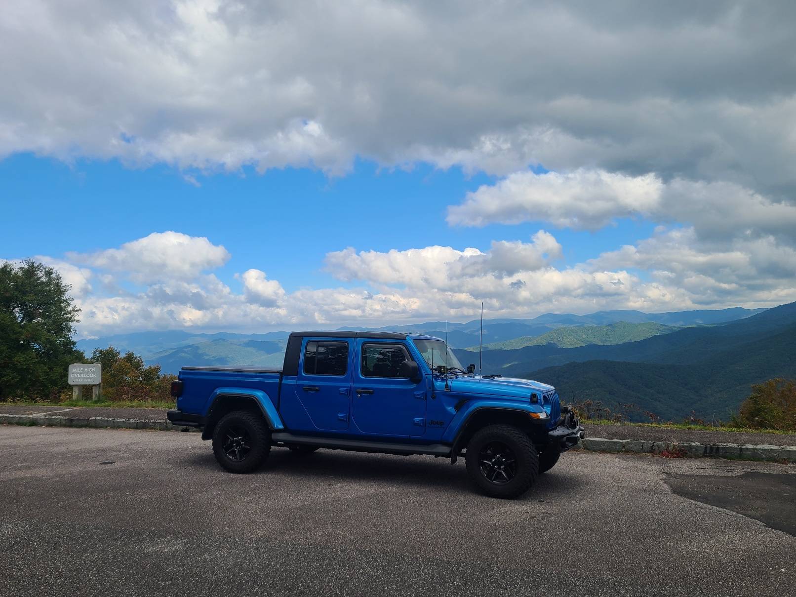 Jeep Gladiator GSMNP trip 20231001_110240