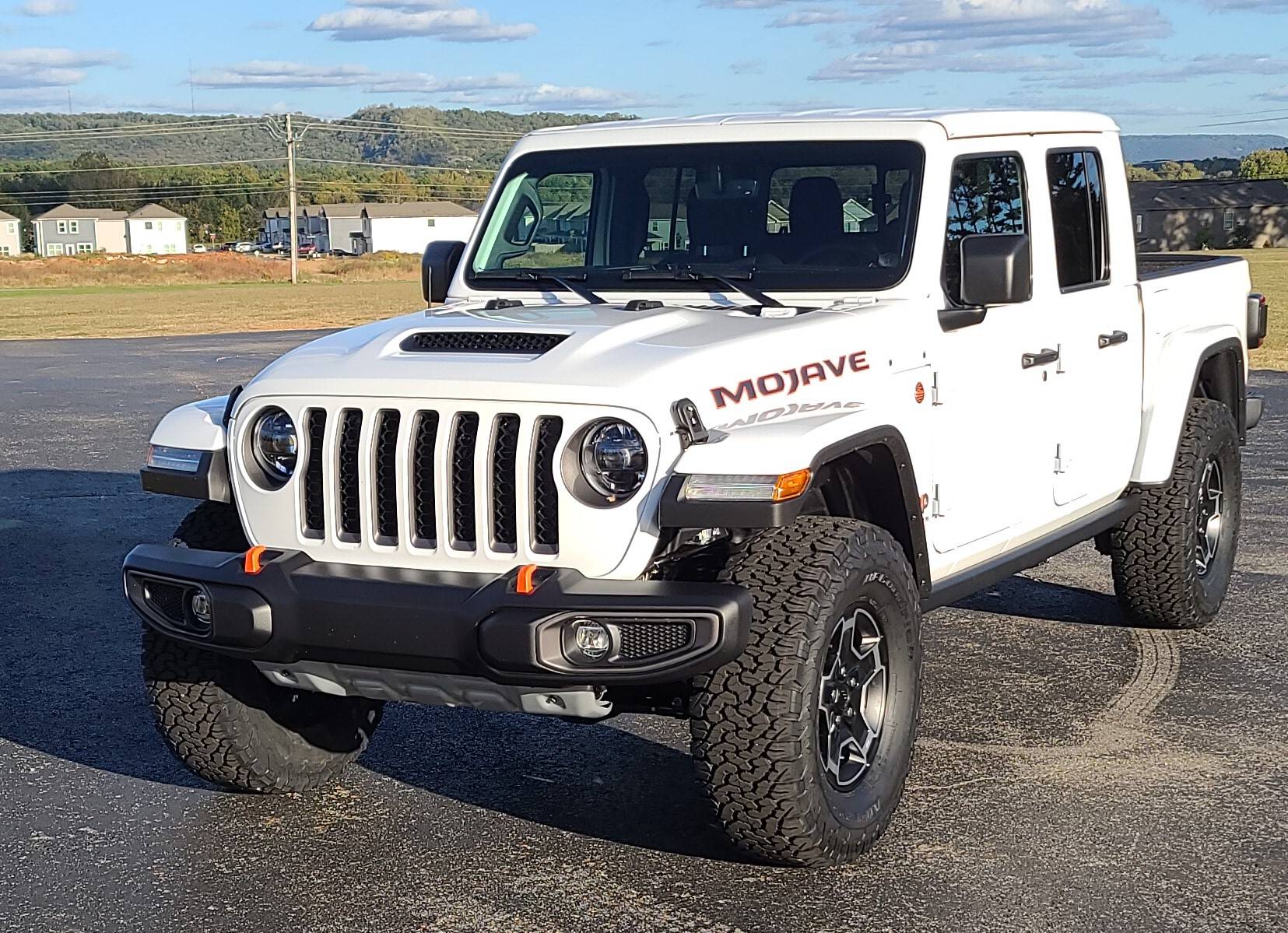 Jeep Gladiator Falken 33" Wildpeaks to BFG 35" KO2 jeep 35s