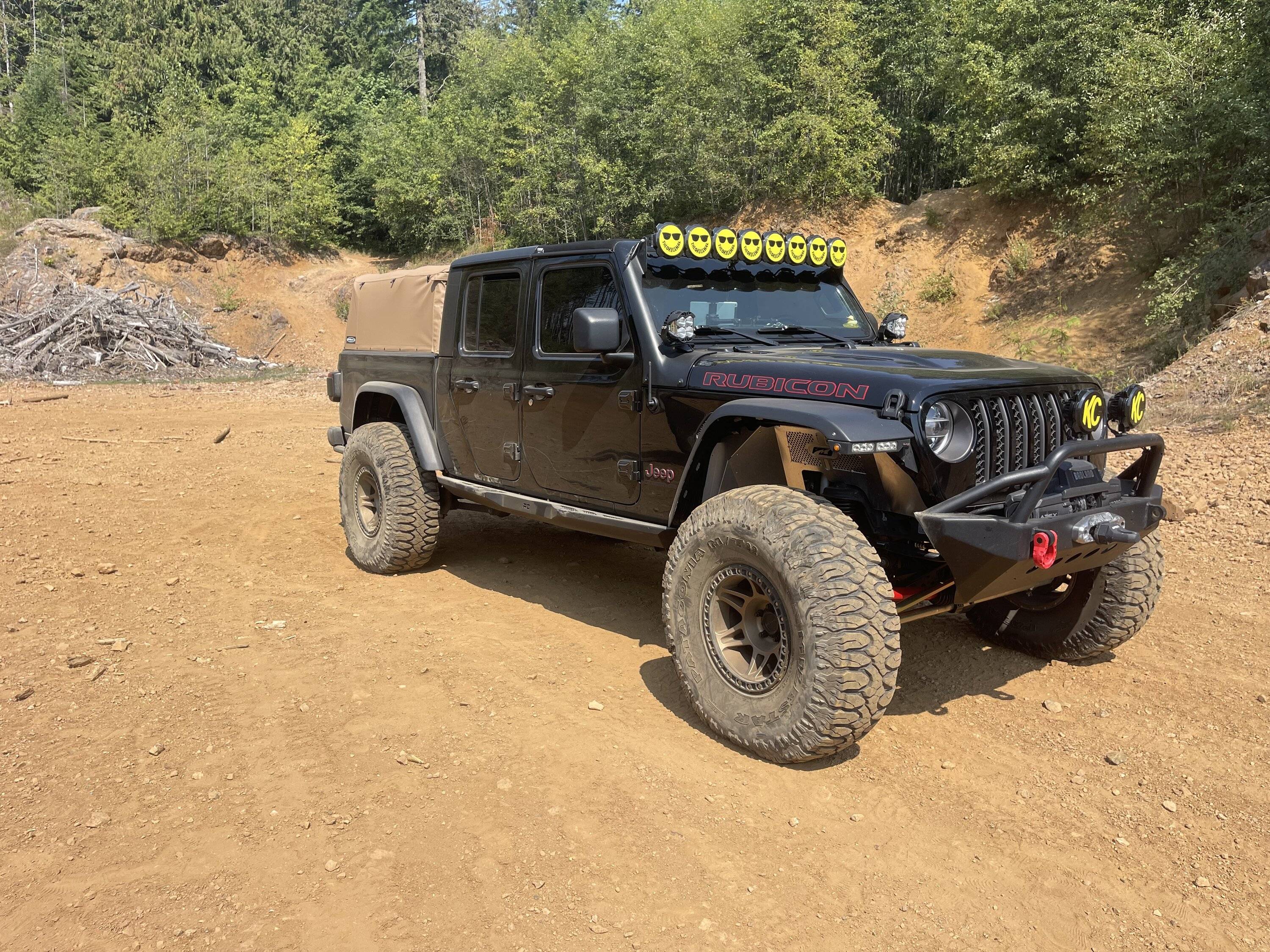 Jeep Gladiator Chopped Rubicon fenders IMG_8183