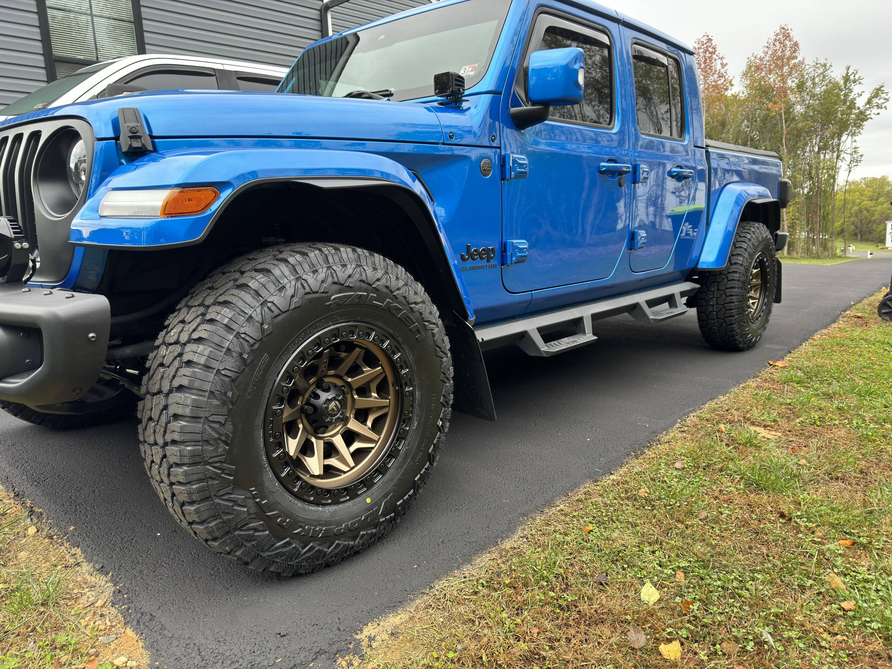 Jeep Gladiator 17s & Tire Size Opinions IMG_0131