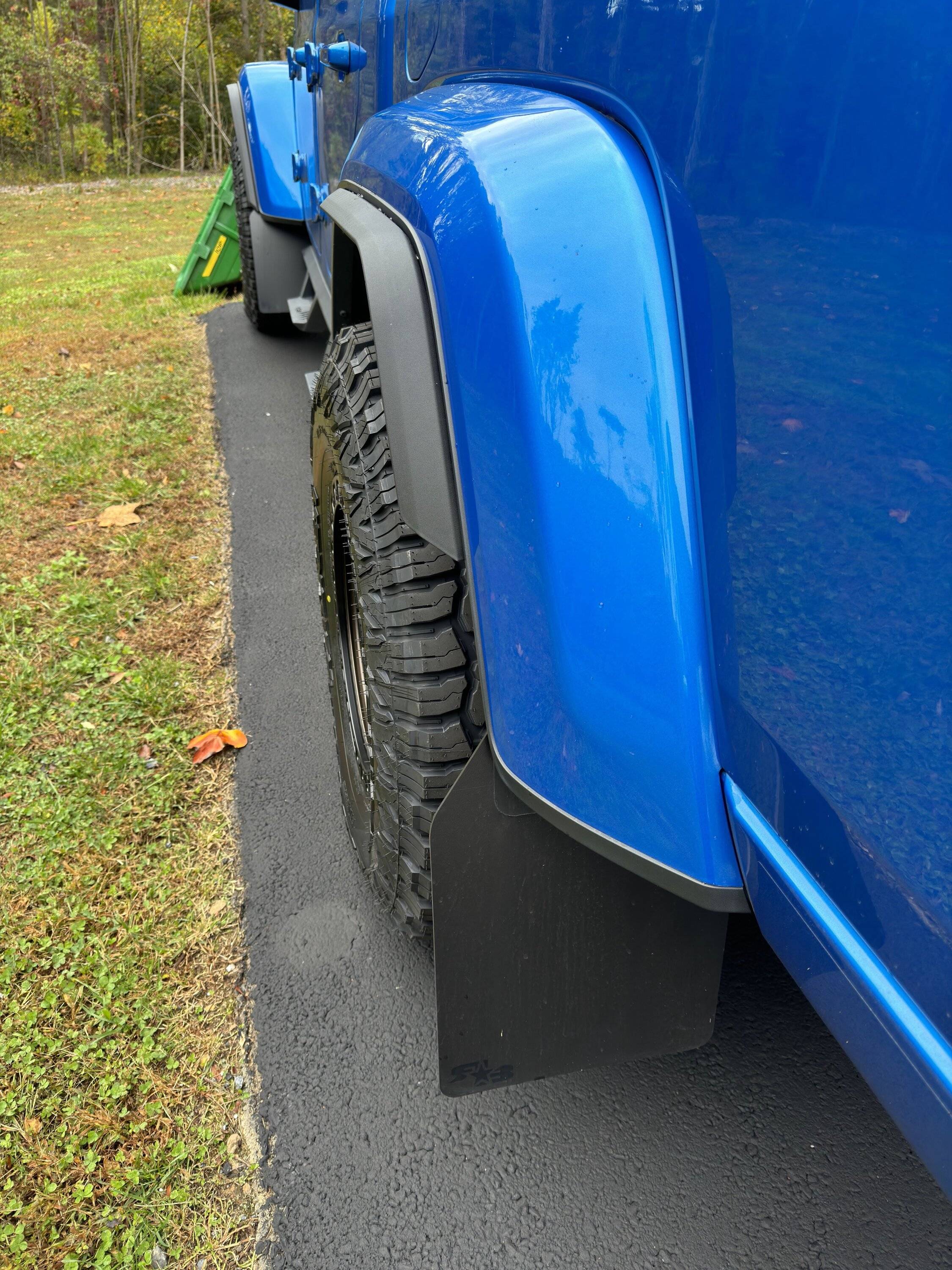 Jeep Gladiator 17s & Tire Size Opinions IMG_0132