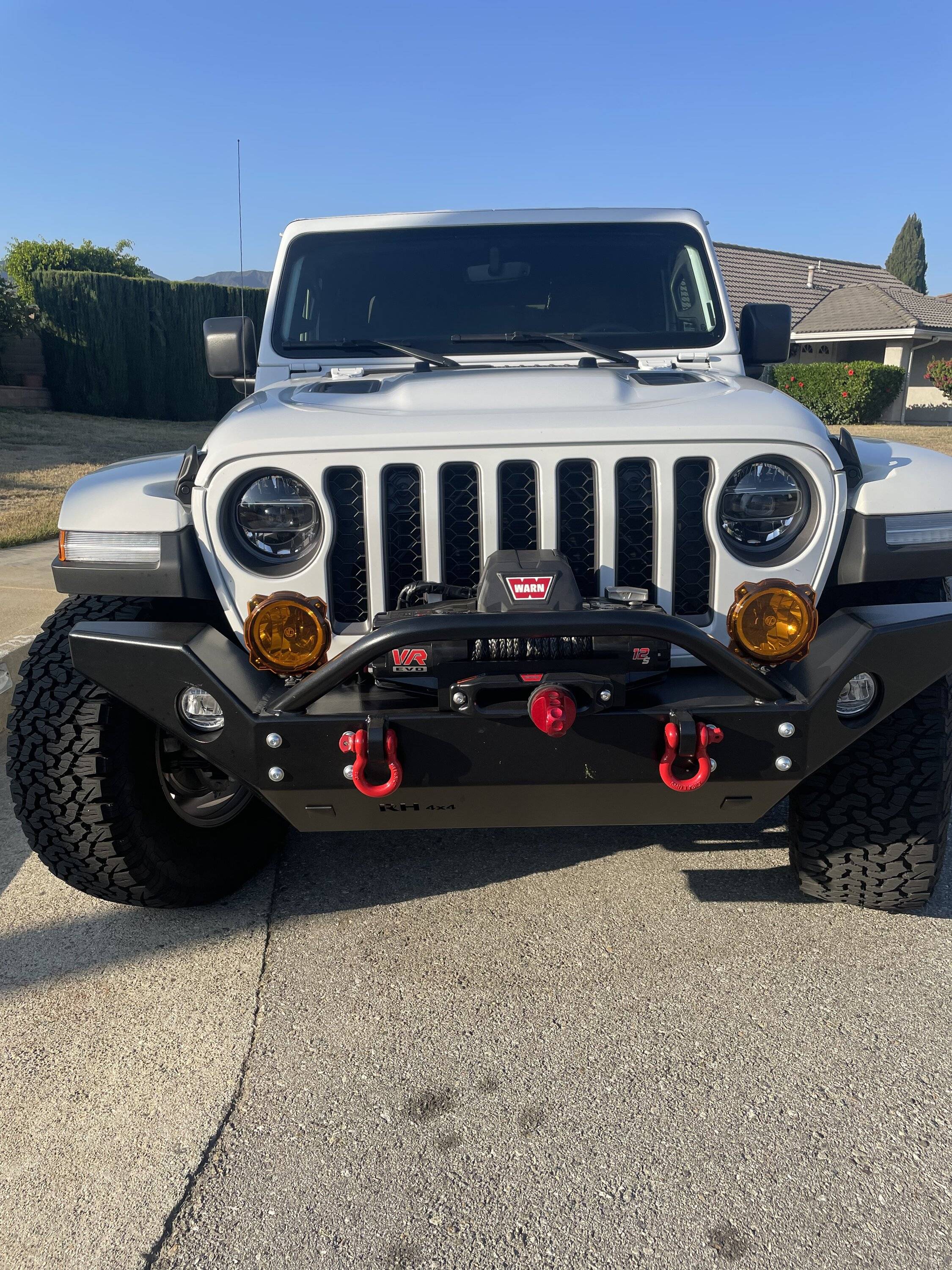 Jeep Gladiator Mojave Front Aluminum Bumper Search thread IMG_6330