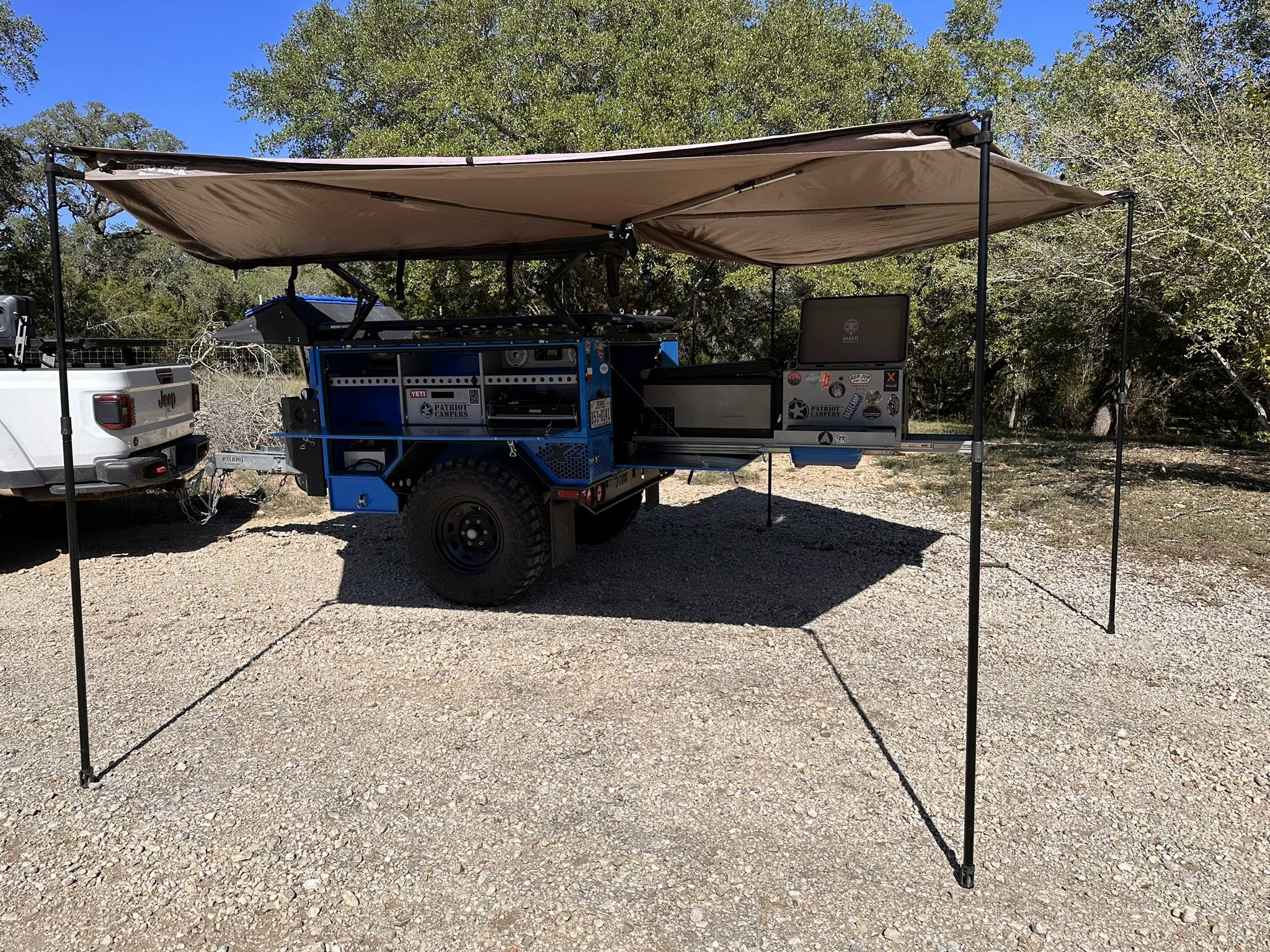 Jeep Gladiator 2018 Patriot Campers X2 IMG_6473