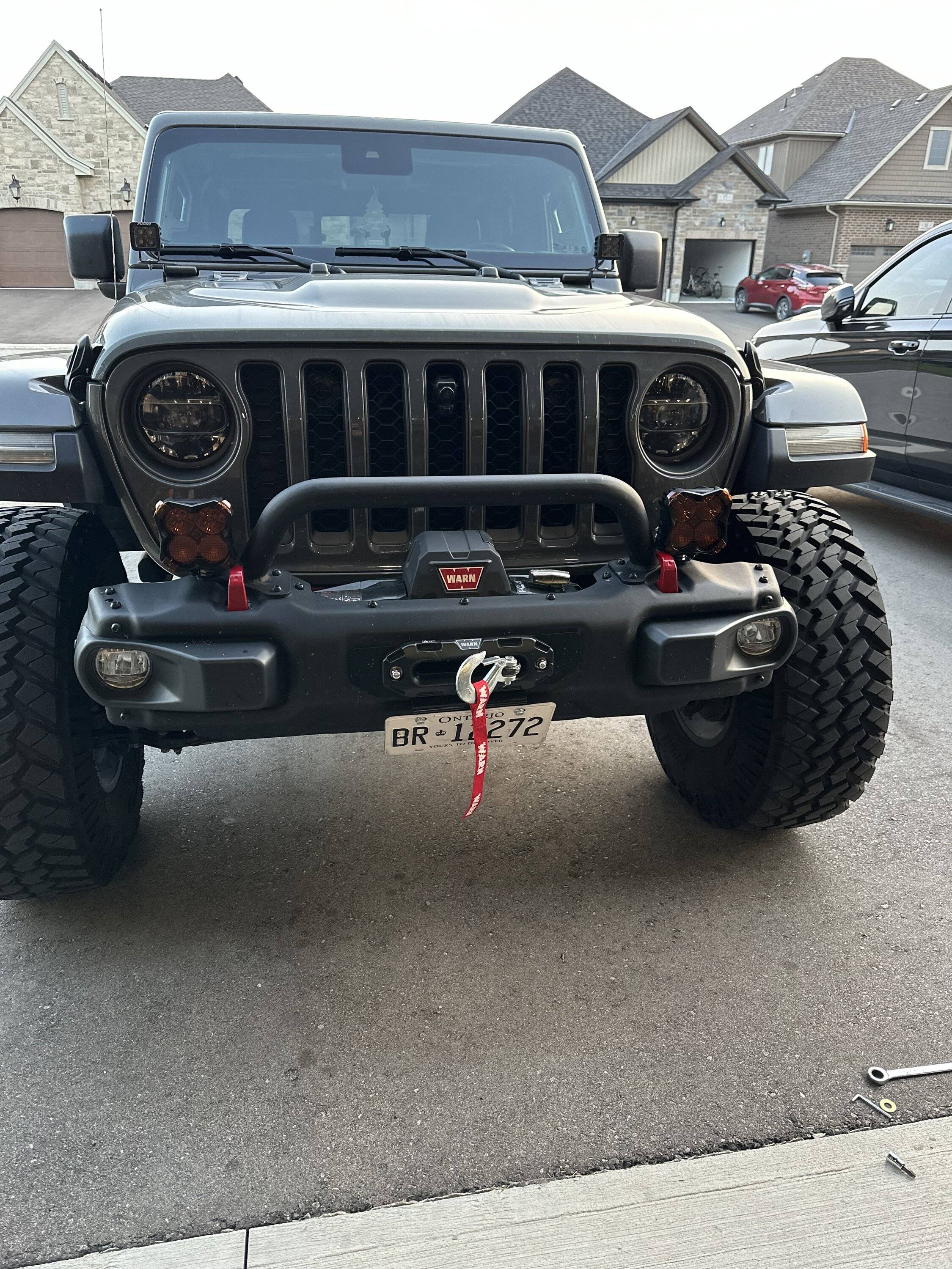Jeep Gladiator Cowl/A Pillar light mounts? IMG_4613