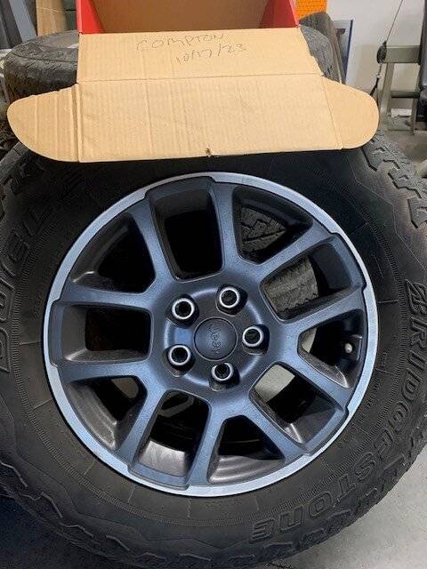Jeep Gladiator 2020 Overland wheels with tpms $150 near Front Royal VA wheels2