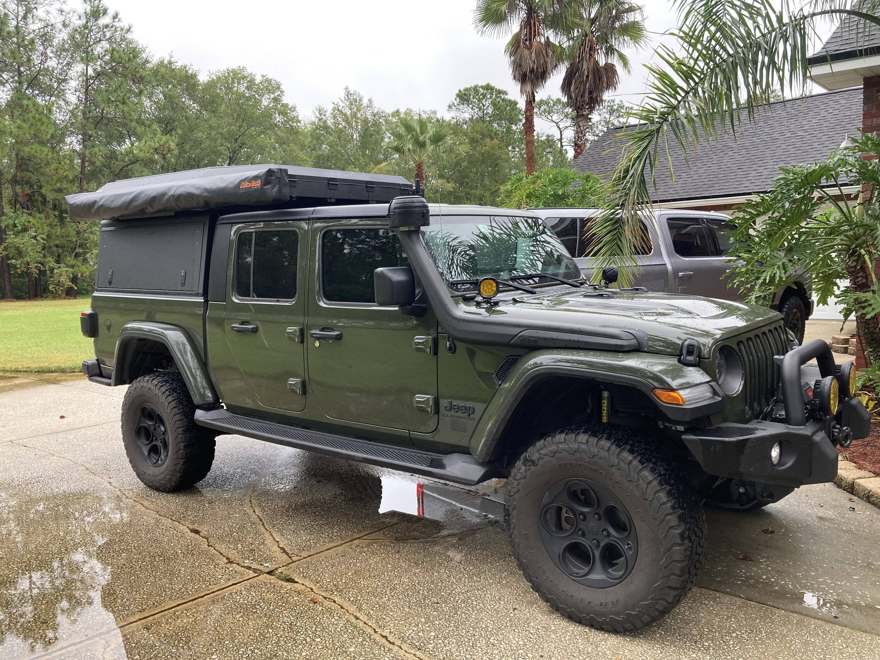 Jeep Gladiator Katzkin seat pictures IMG_1495