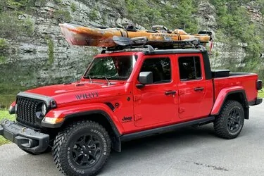 Jeep Gladiator considering a gladiator, but got some requirements 341203-aca1c8ef23cb19570d8ec4f4cab93318