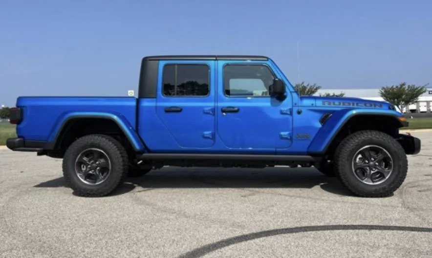 Jeep Gladiator Slow Burn (Bluey) IMG_2914