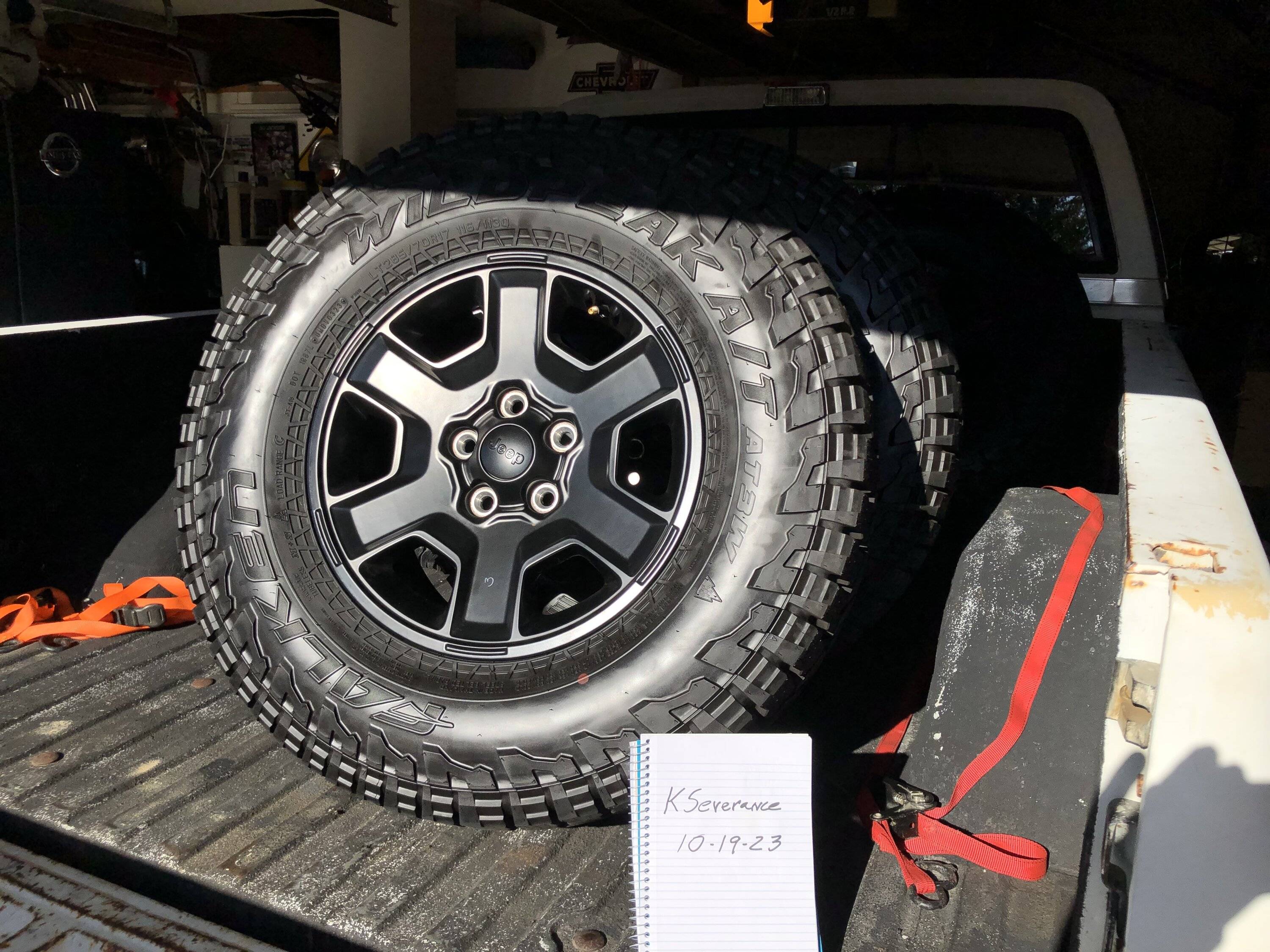 Jeep Gladiator New 23 Mojave wheels and Falken 285 70 17 tires IMG_7982