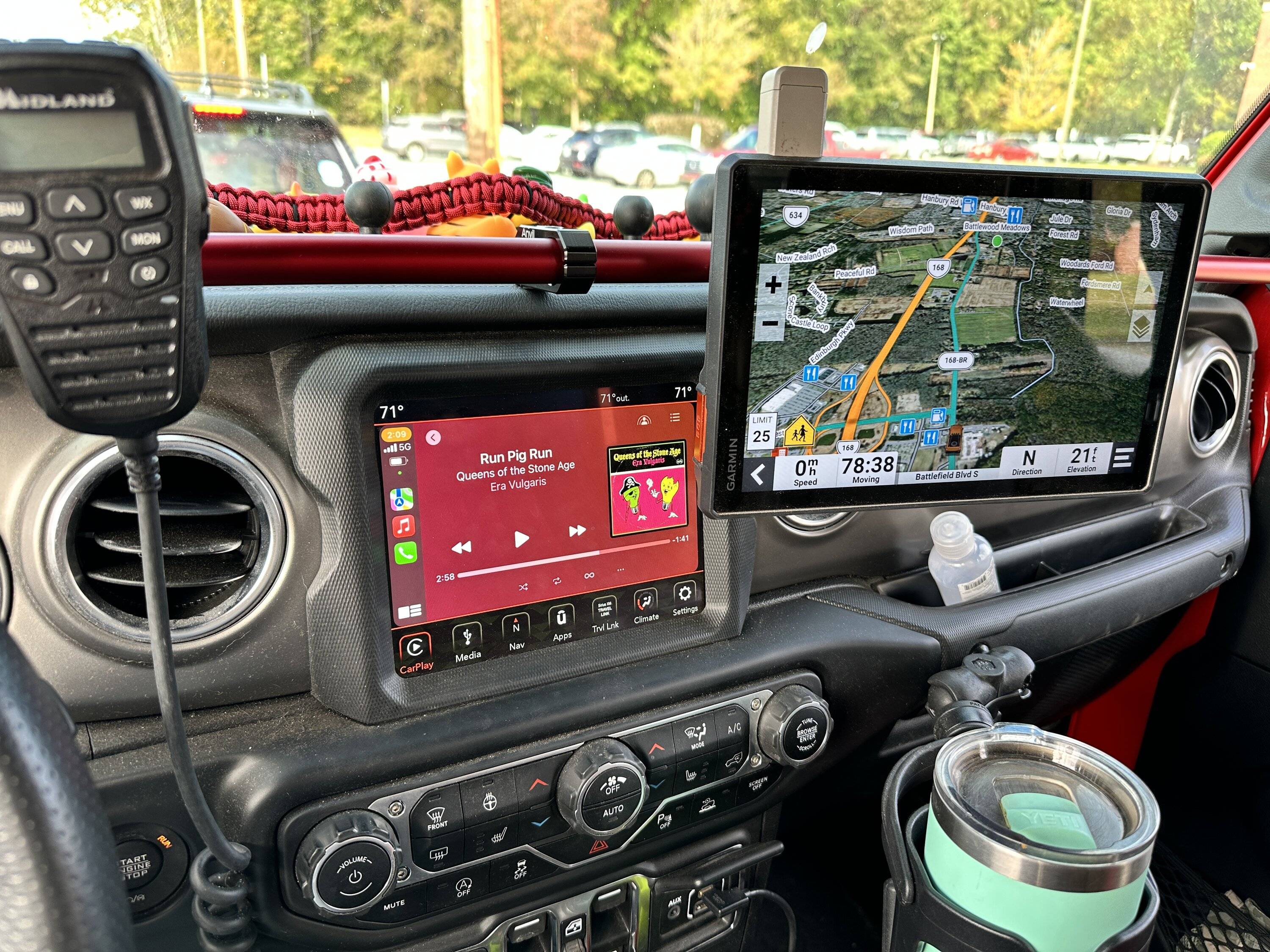 Jeep Gladiator Dash Mount - Bulletpoint, RAM Mount, Something Else? IMG_2322
