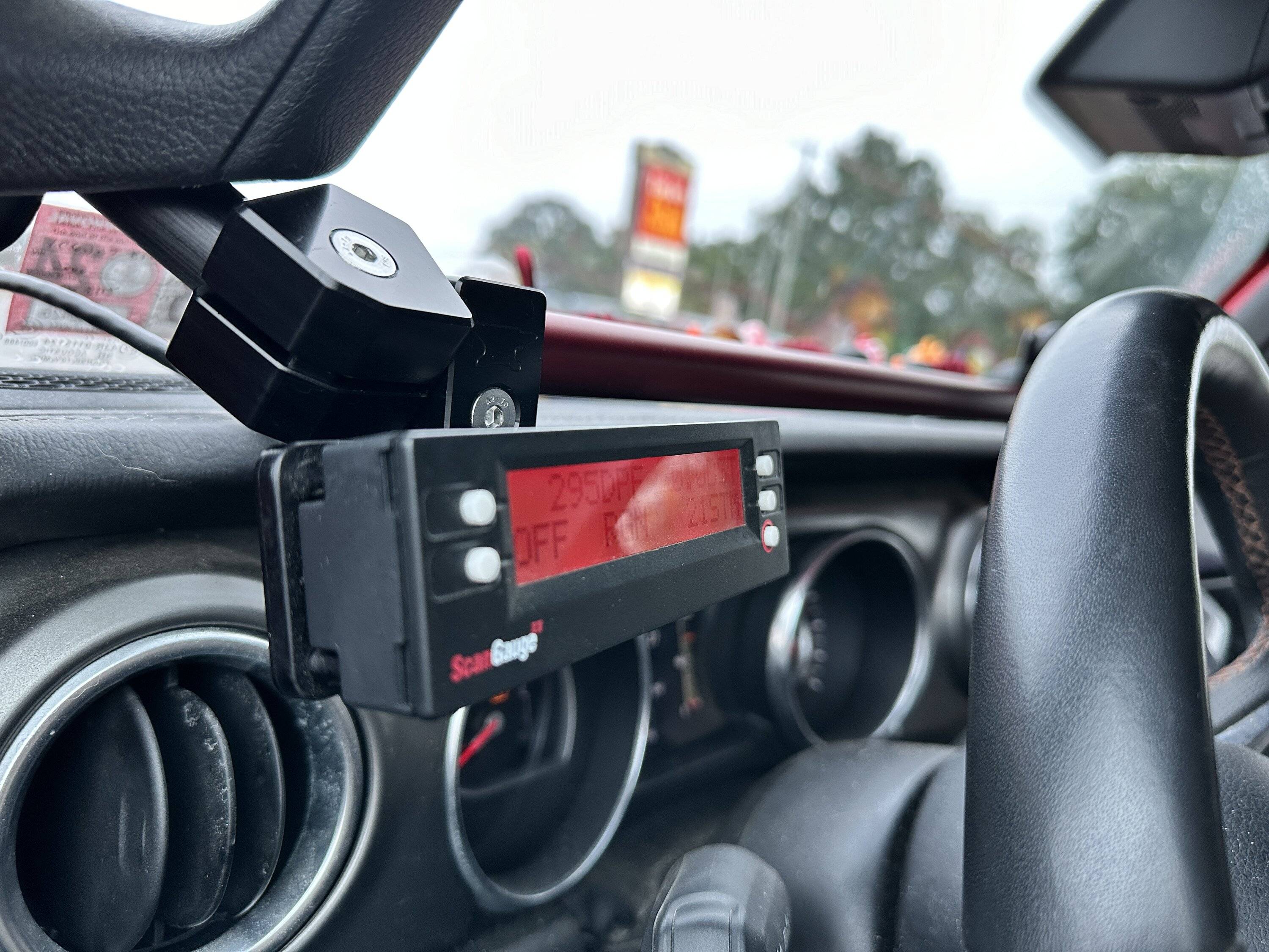 Jeep Gladiator Dash Mount - Bulletpoint, RAM Mount, Something Else? IMG_2331