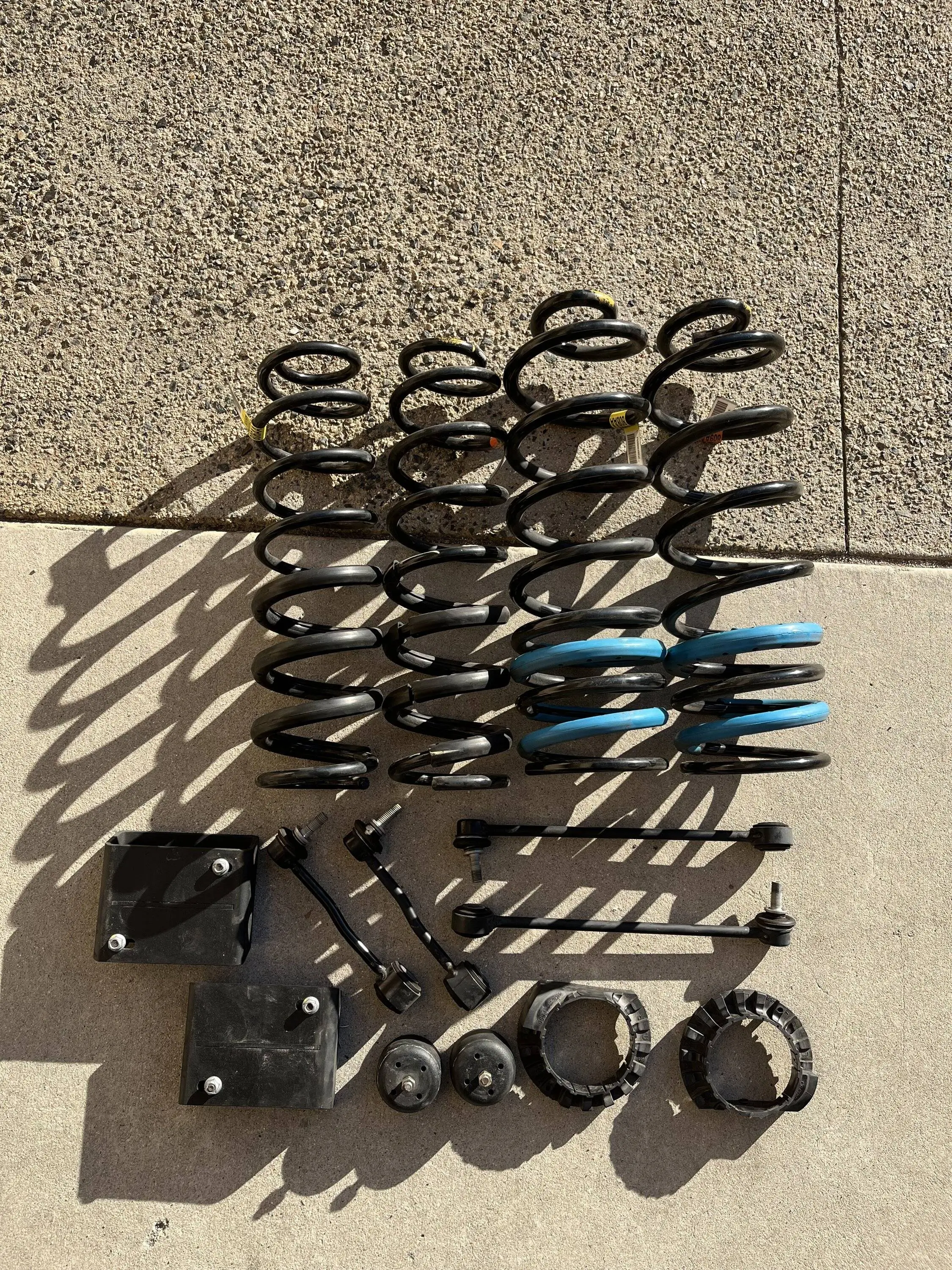 Jeep Gladiator FS: Mopar 2” lift (Fox shocks) for Gladiator Gas $1200 IMG_3506