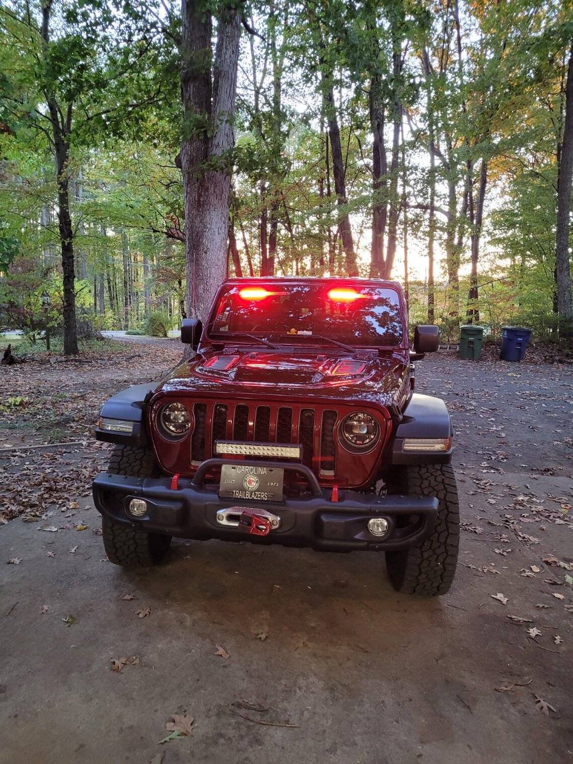 Jeep Gladiator What did you do TO your Gladiator today? [ADMIN WARNING: NO POLITICS, NO GUN TALK] Front red lights