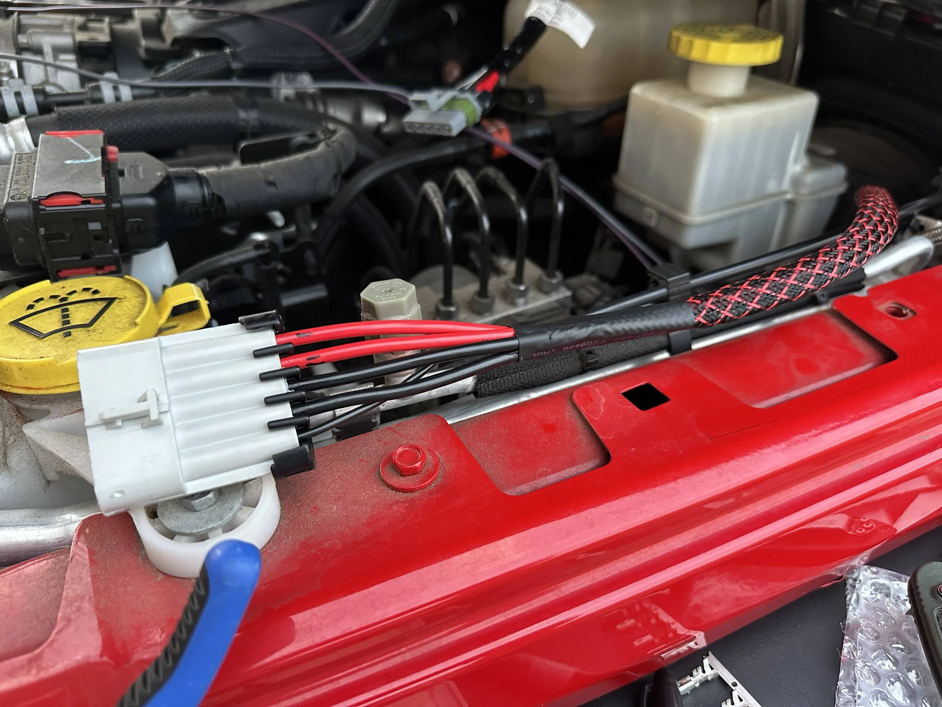 Jeep Gladiator ARB dual compressor rear seat install with 4XE air conversion cowl. IMG_0590