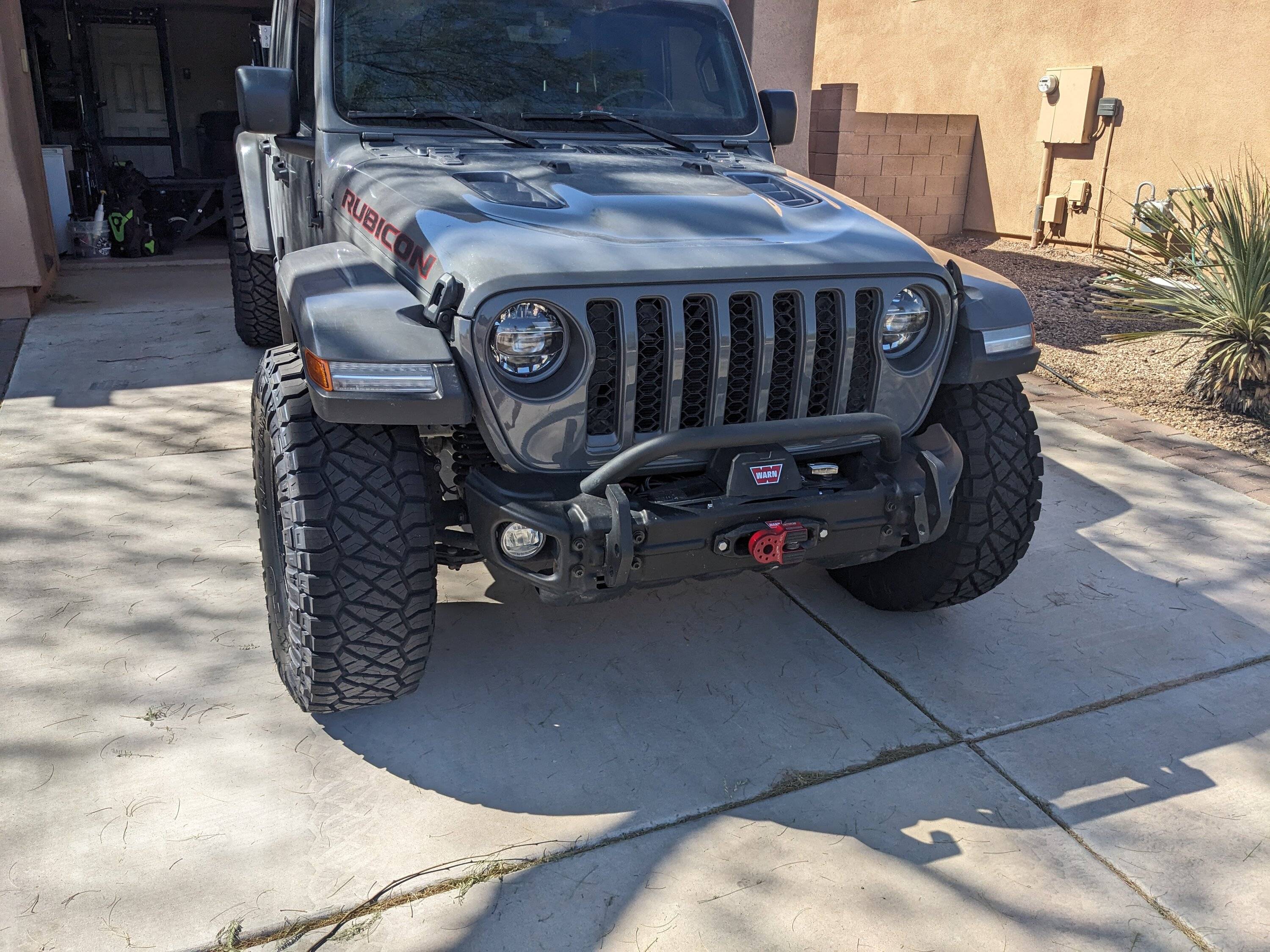 Jeep Gladiator JTR w/ 37 on Teraflex Nomad Split Spoke PXL_20231020_184306267.MP