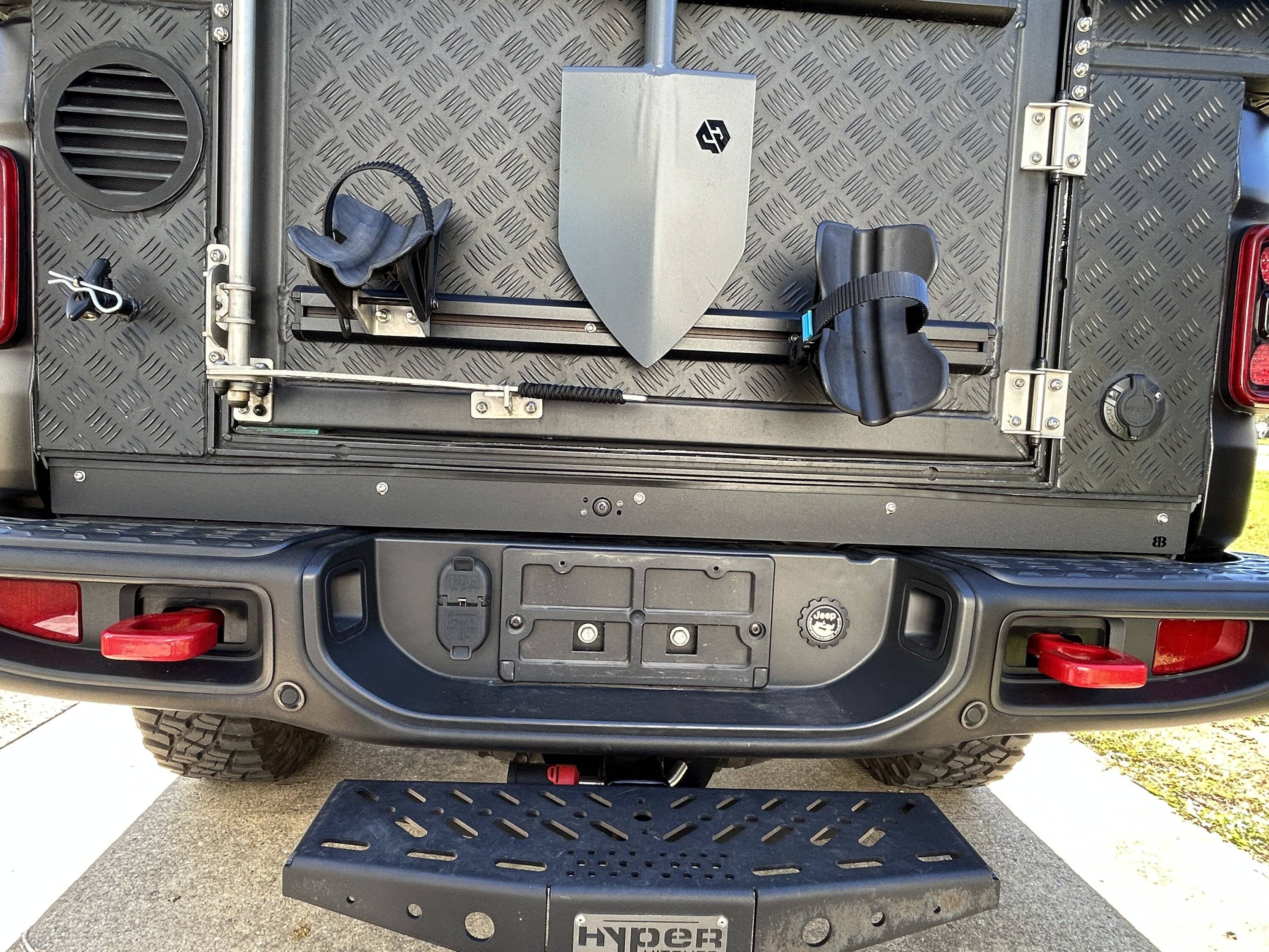Jeep Gladiator Alu-Cab Canopy Camper Roll Call IMG_2899