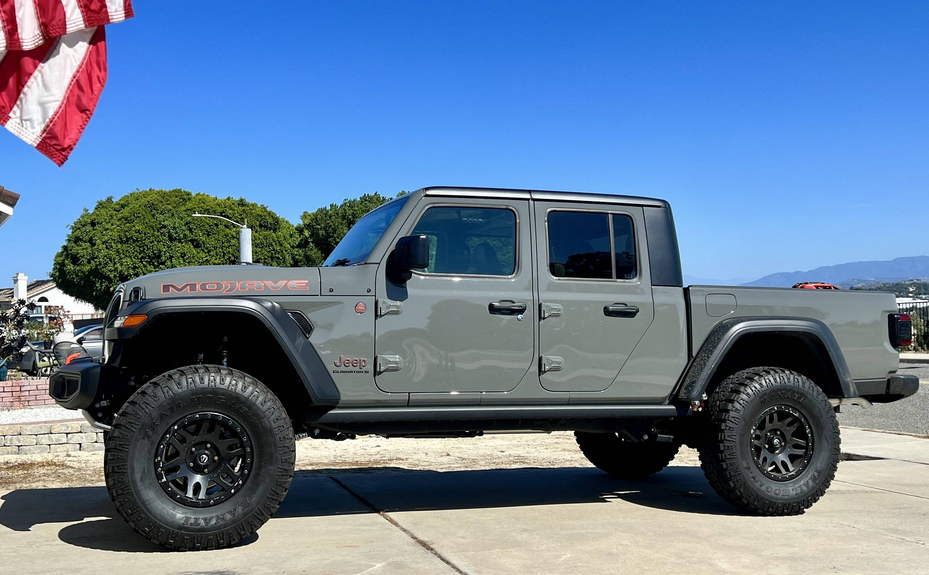 Jeep Gladiator STING GRAY Gladiator JT Club IMG_6225