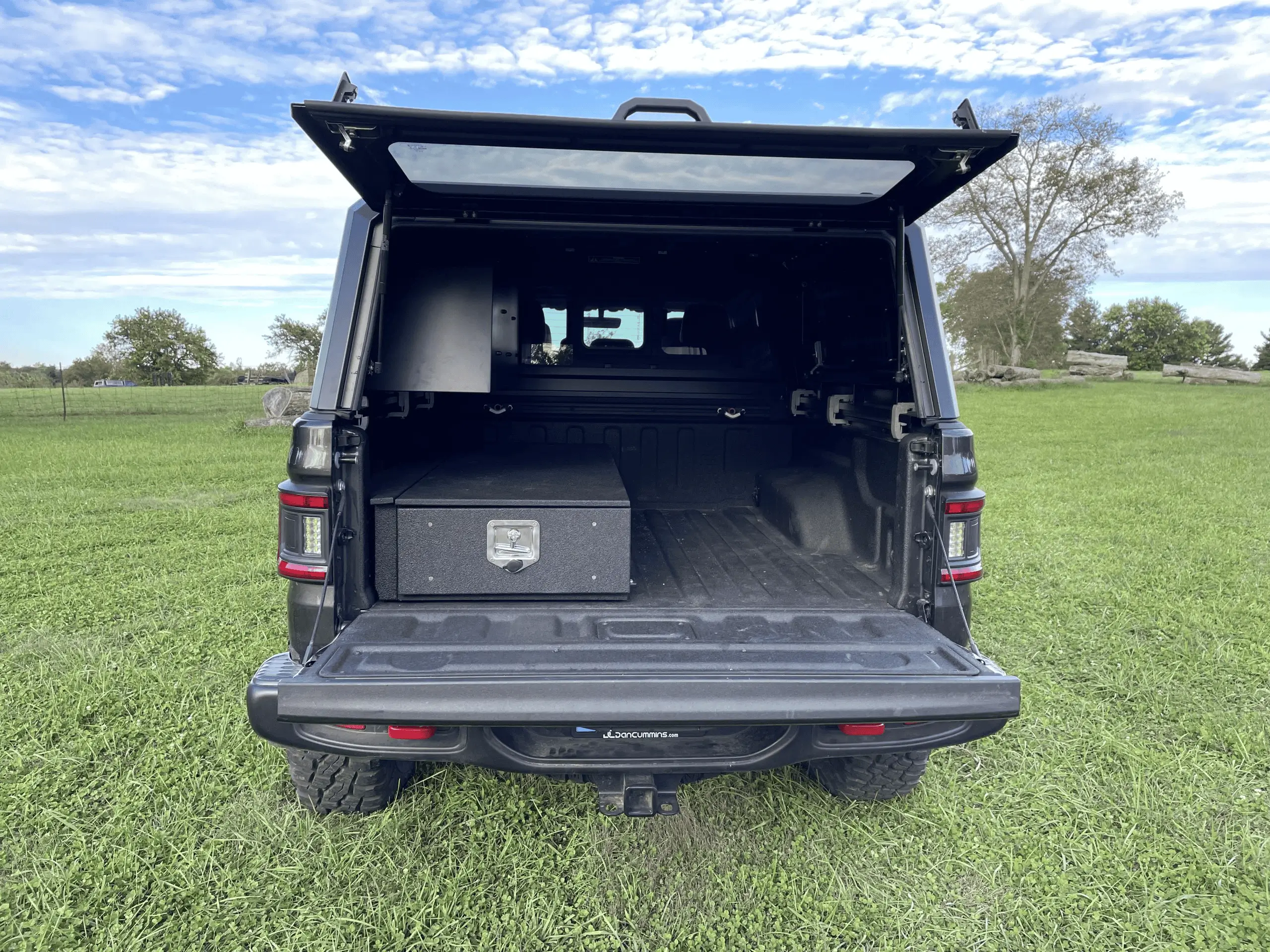 Jeep Gladiator New Decked System for the Gladiator 1698240875459