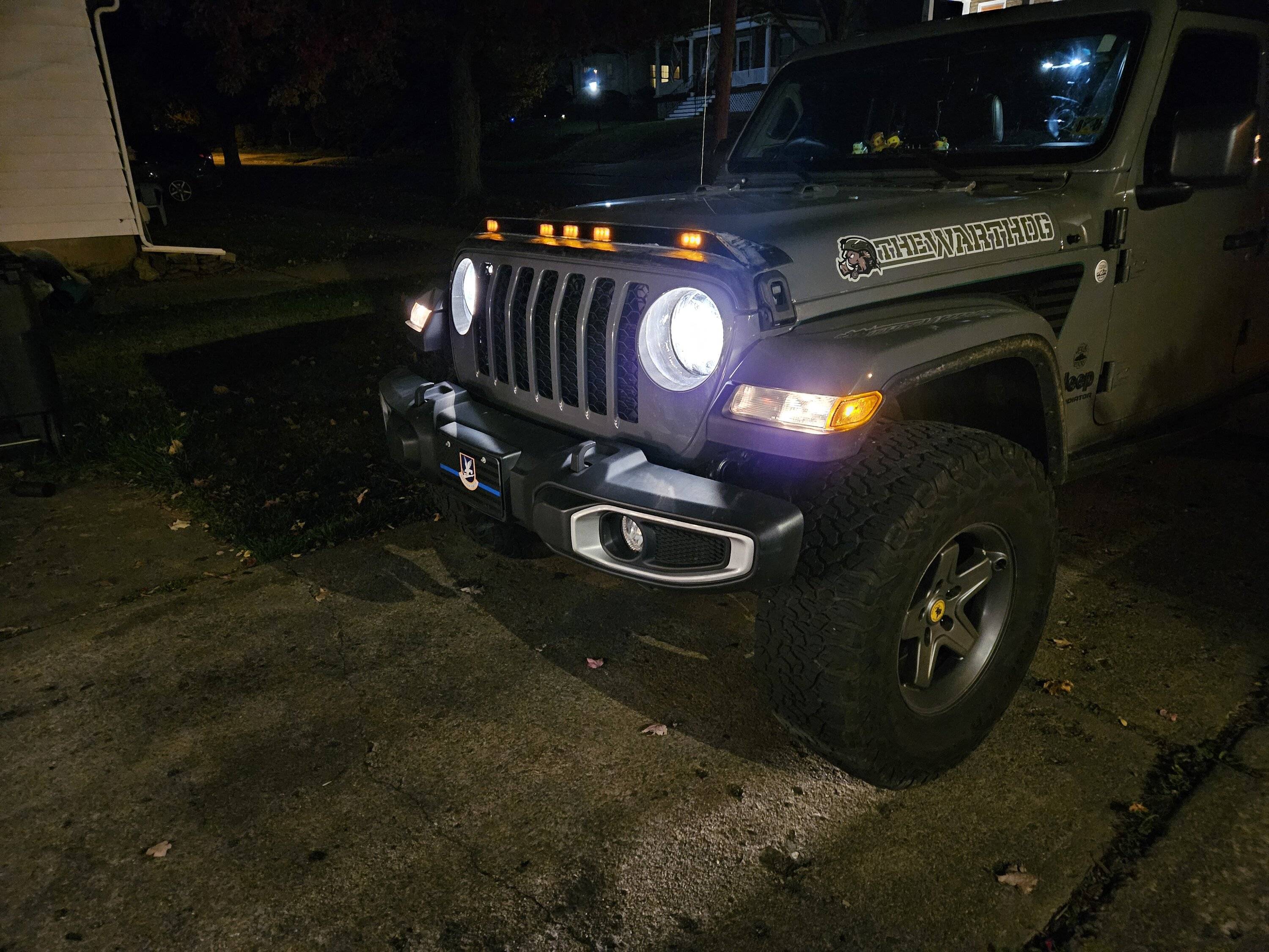 Jeep Gladiator Operation AVS bugshield salvage 20231025_191316