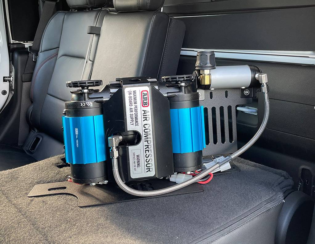 Jeep Gladiator ARB Lockers, Compressor mounts, and plumbing IMG_7059 2