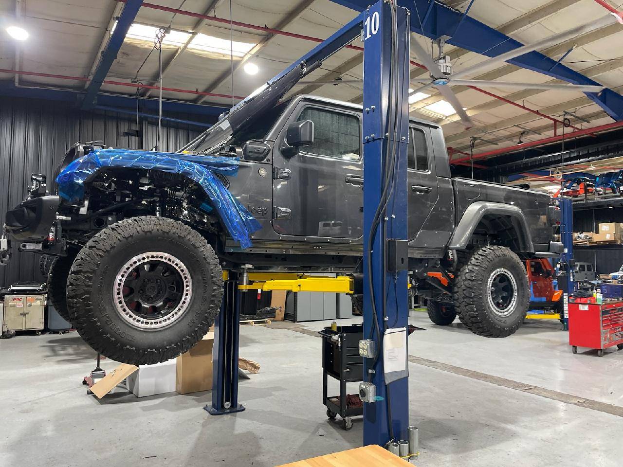 Jeep Gladiator AMW 392 Gladiator in the works AMW10