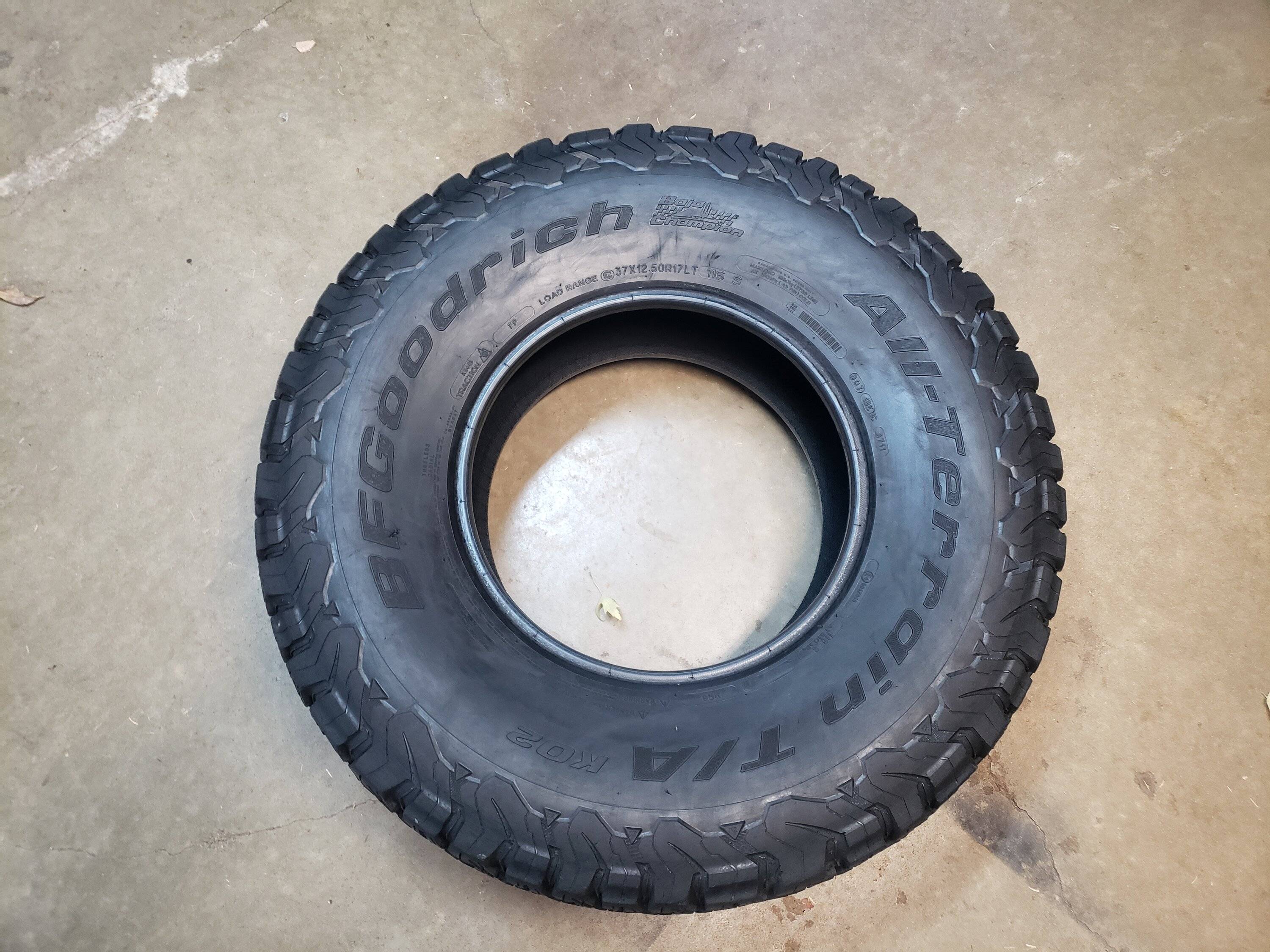 Jeep Gladiator (5) 37/12.5 r17 BFG KO2 20231012_113428