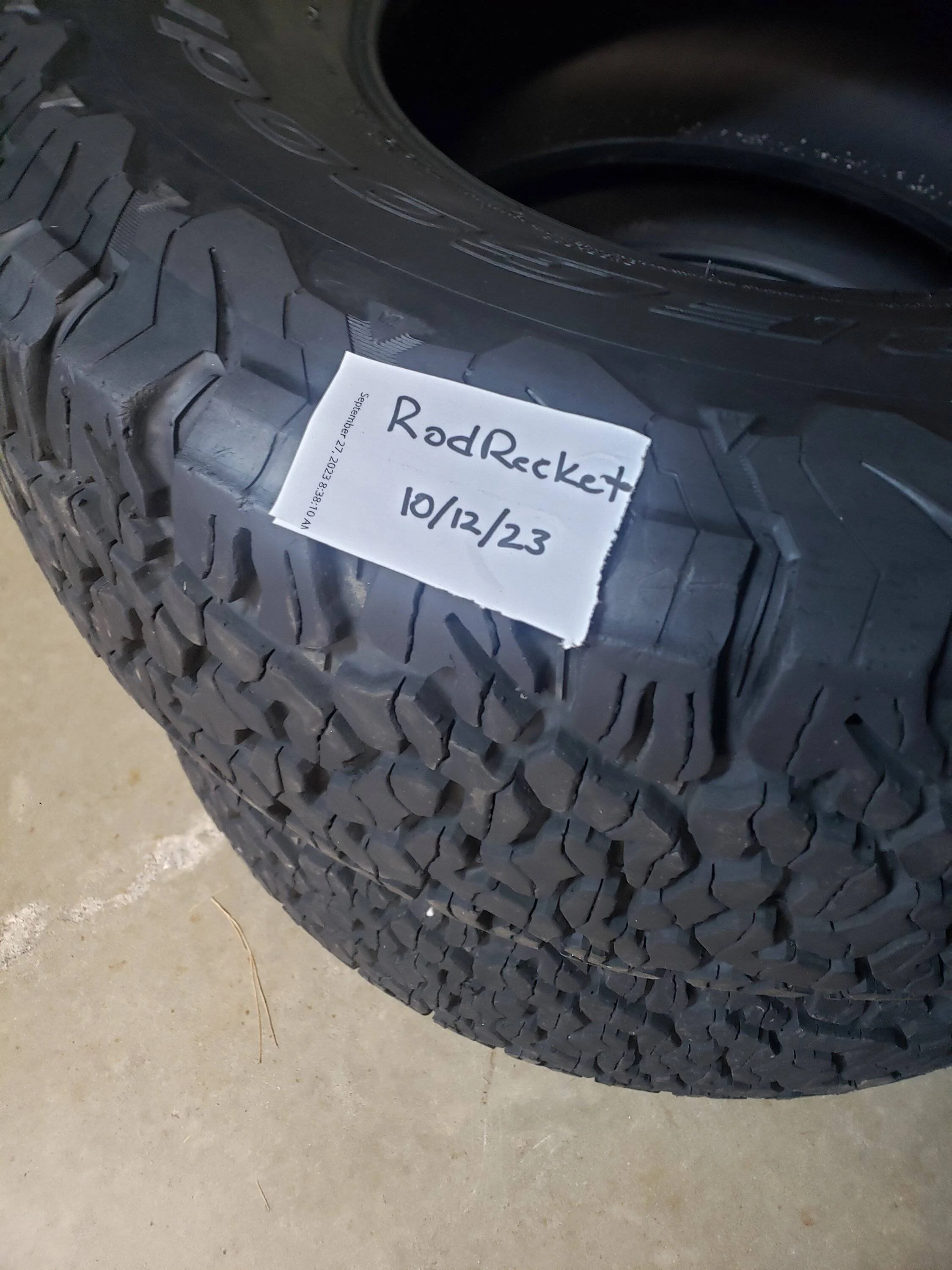Jeep Gladiator (5) 37/12.5 r17 BFG KO2 20231012_113901