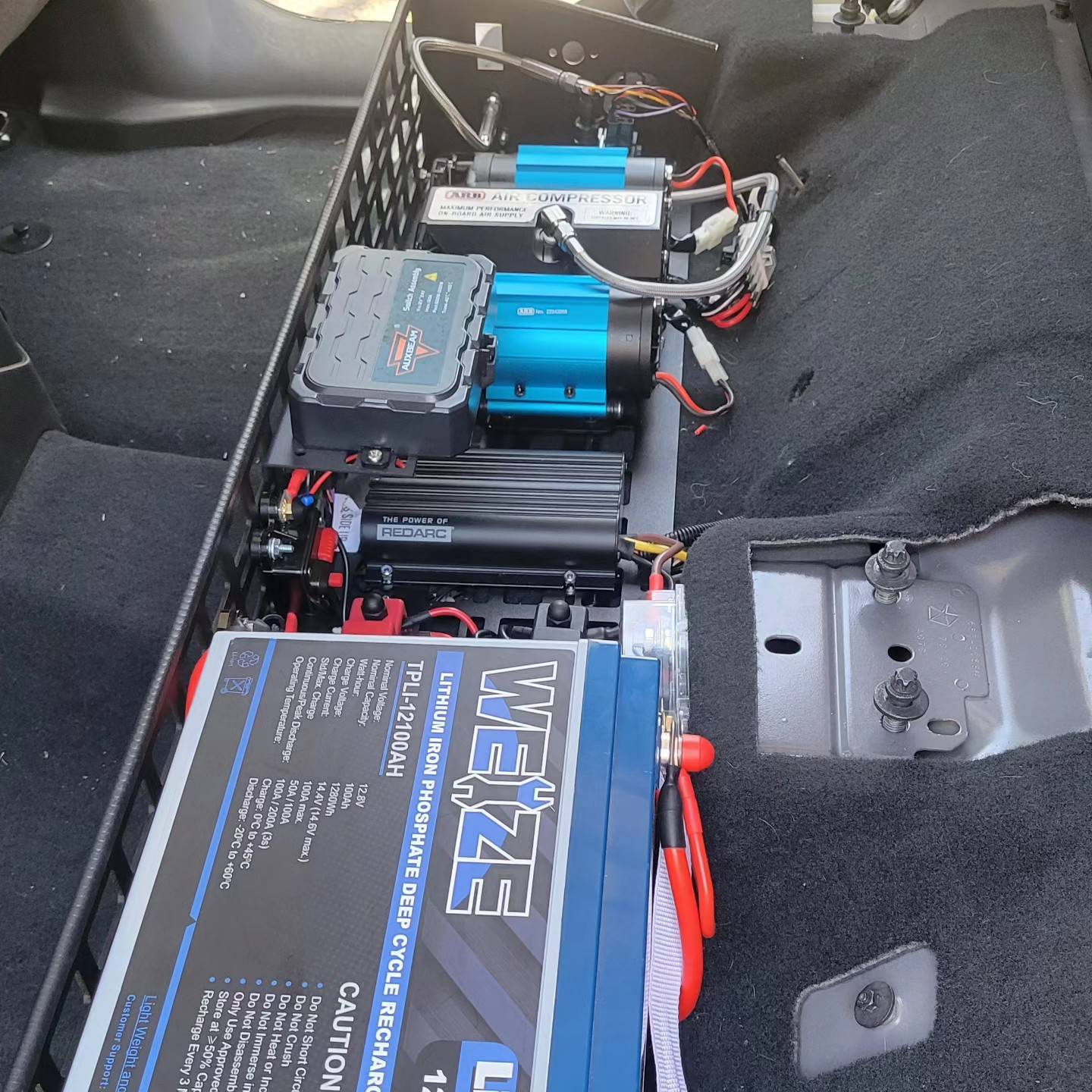 Jeep Gladiator I'm looking for more under seat storage space in the rear 359832113_10223197854002054_751529398053735146_n